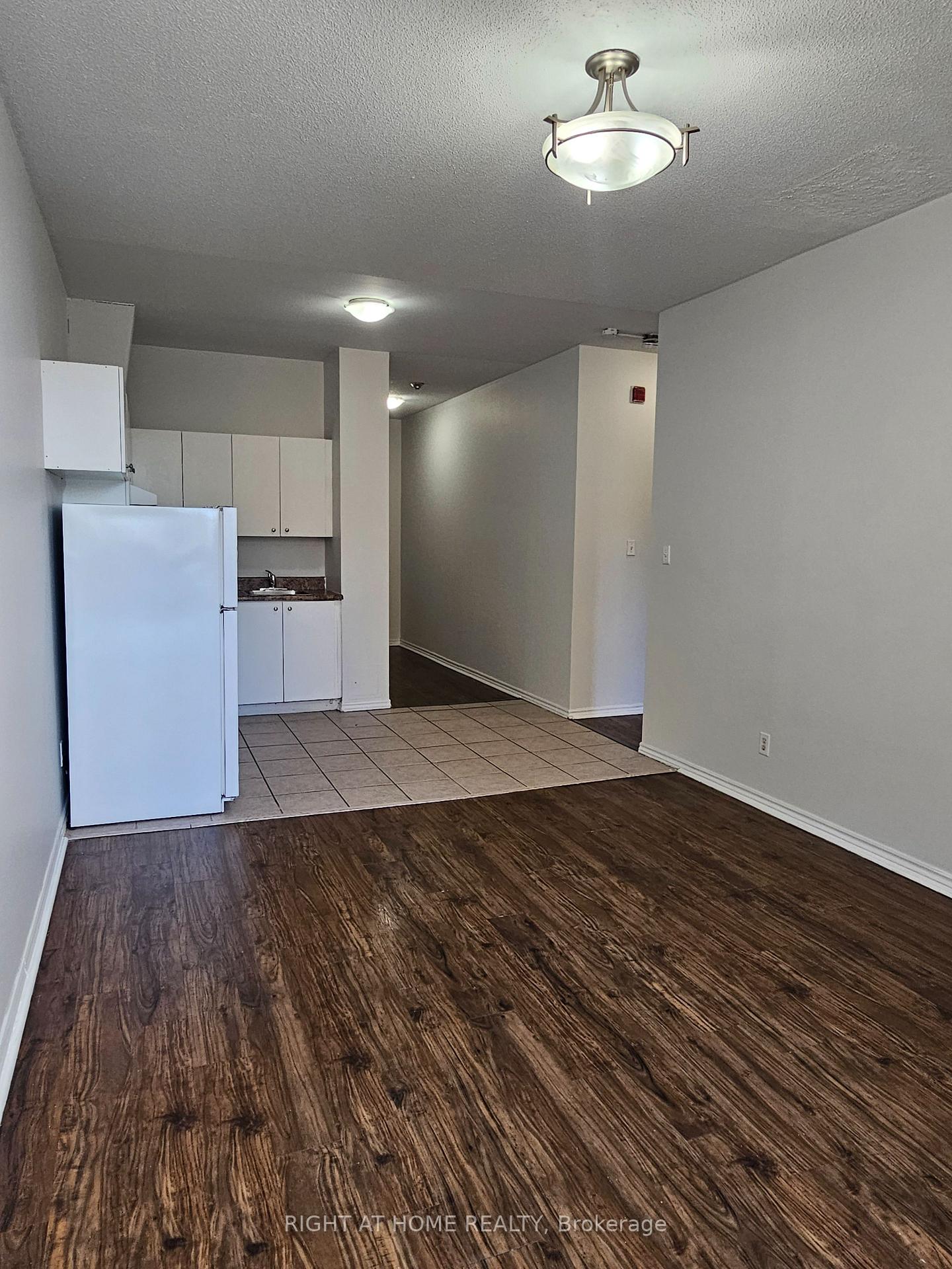Photo 9 of Unit 309, 1801 Eglinton Avenue W, Toronto, Oakwood Village — HOMEH