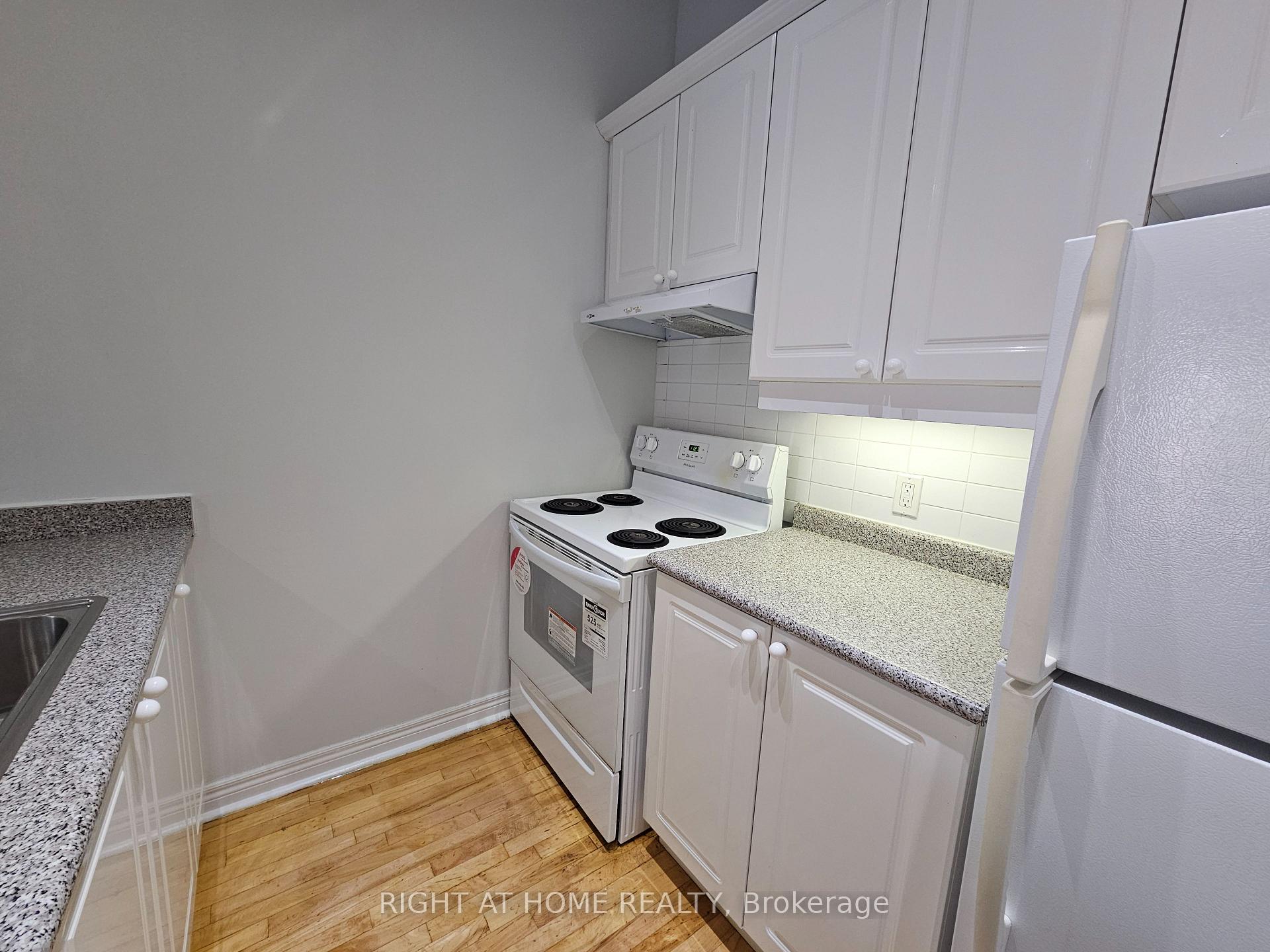 Photo of Unit 207, 524 Yonge Street