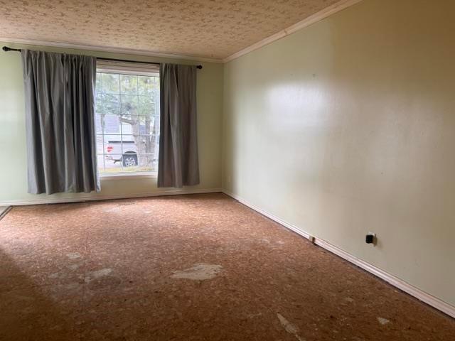 Photo 2 of 10 Farrell Crescent, Elliot Lake — HOMEH