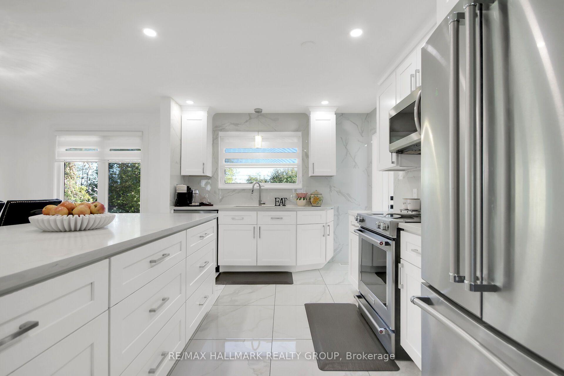 Photo 11 of 1190 Maple Avenue, Ottawa, Manotick Village & Manotick Estates — HOMEH