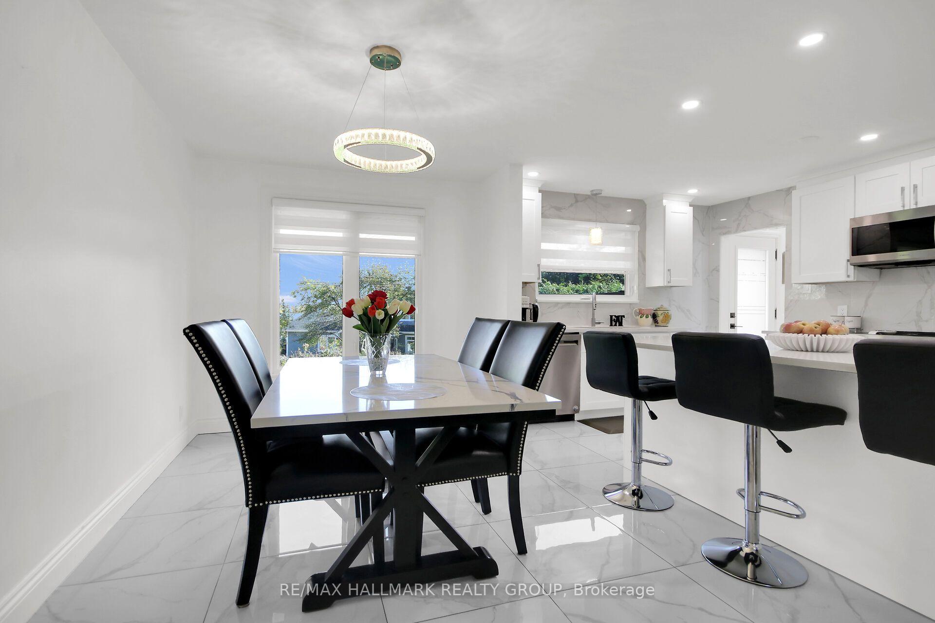 Photo 15 of 1190 Maple Avenue, Ottawa, Manotick Village & Manotick Estates — HOMEH