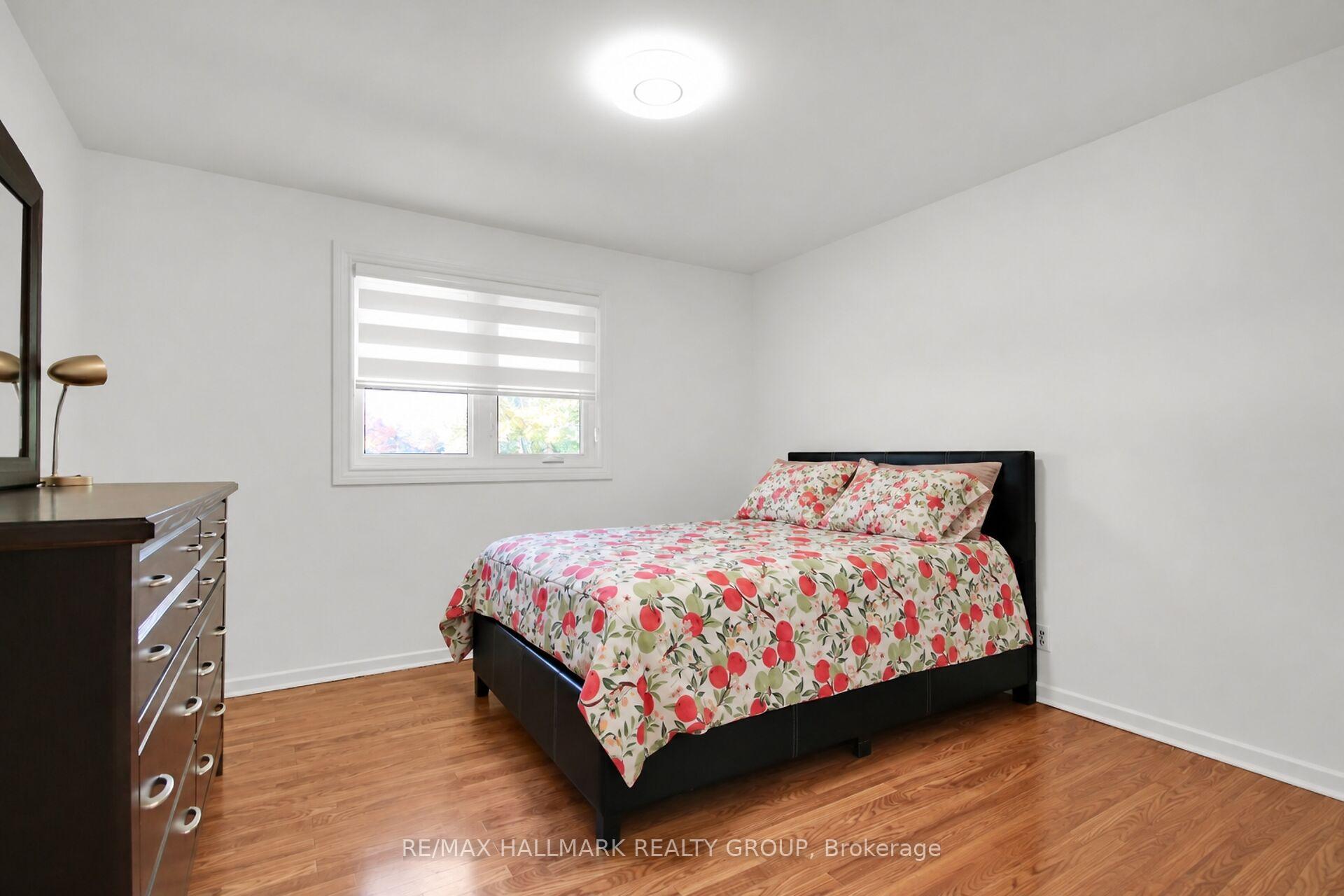 Photo 24 of 1190 Maple Avenue, Ottawa, Manotick Village & Manotick Estates — HOMEH