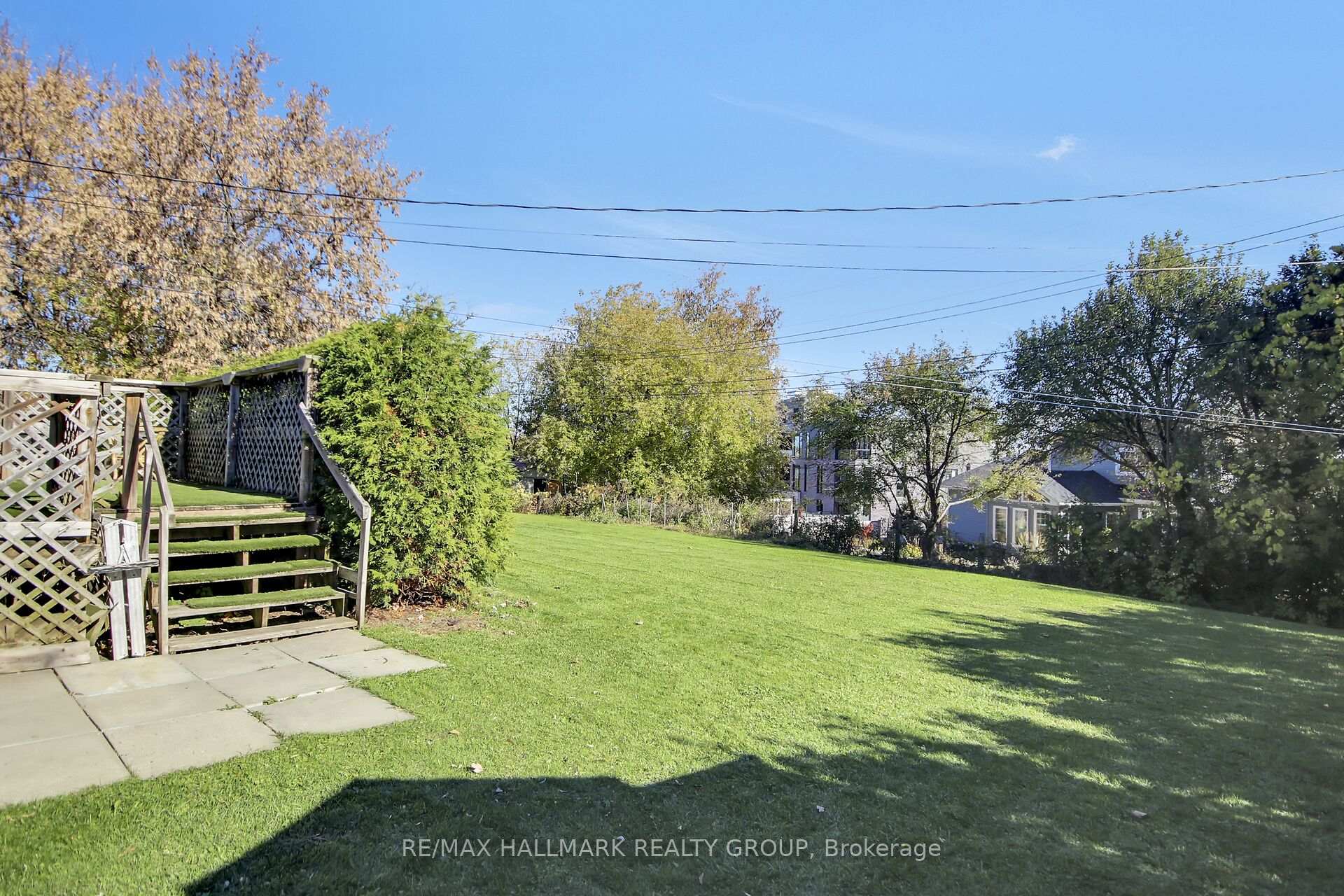 Photo 39 of 1190 Maple Avenue, Ottawa, Manotick Village & Manotick Estates — HOMEH