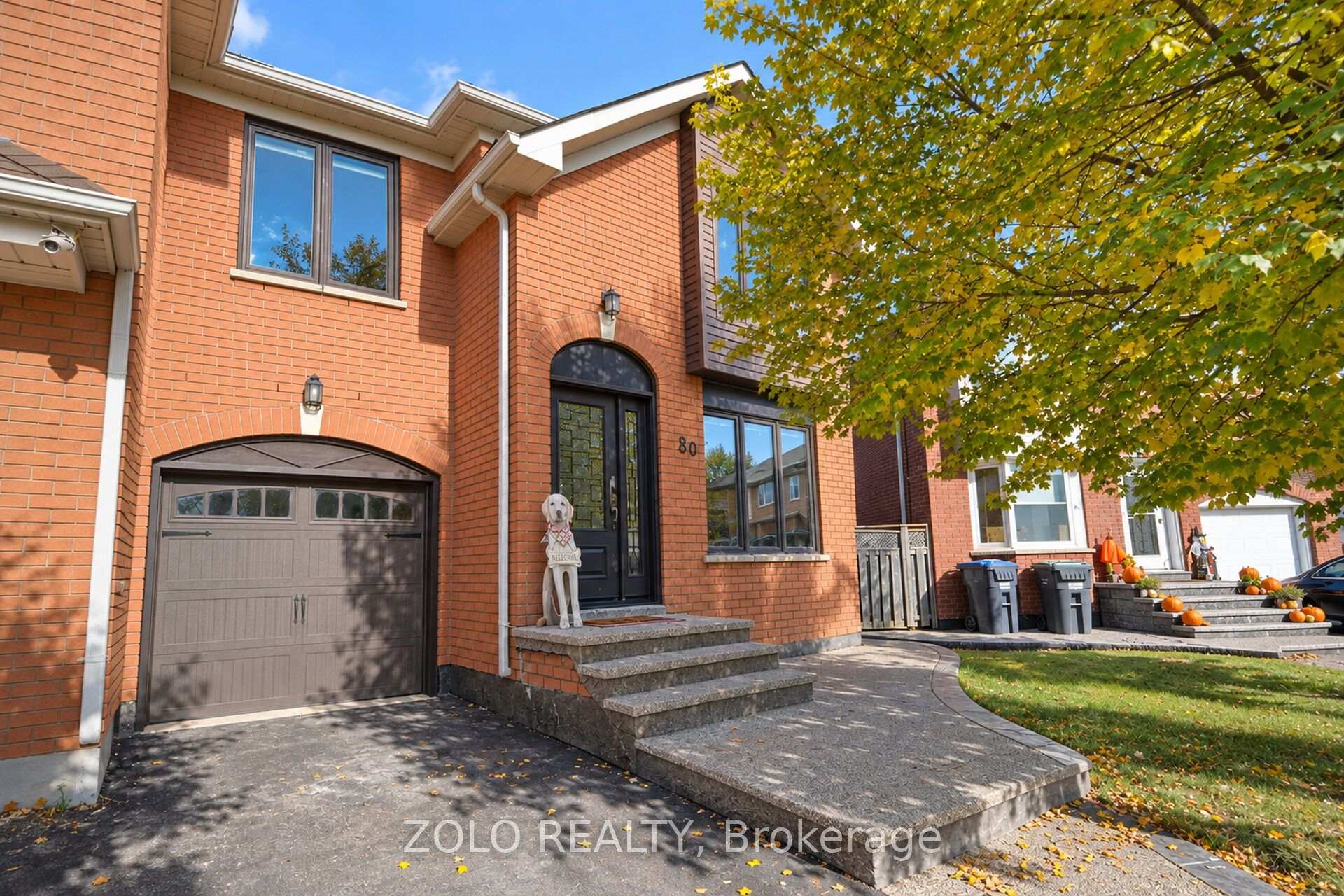 Photo 2 of 30 Morningdew Crescent, Brampton, Sandringham-Wellington — HOMEH