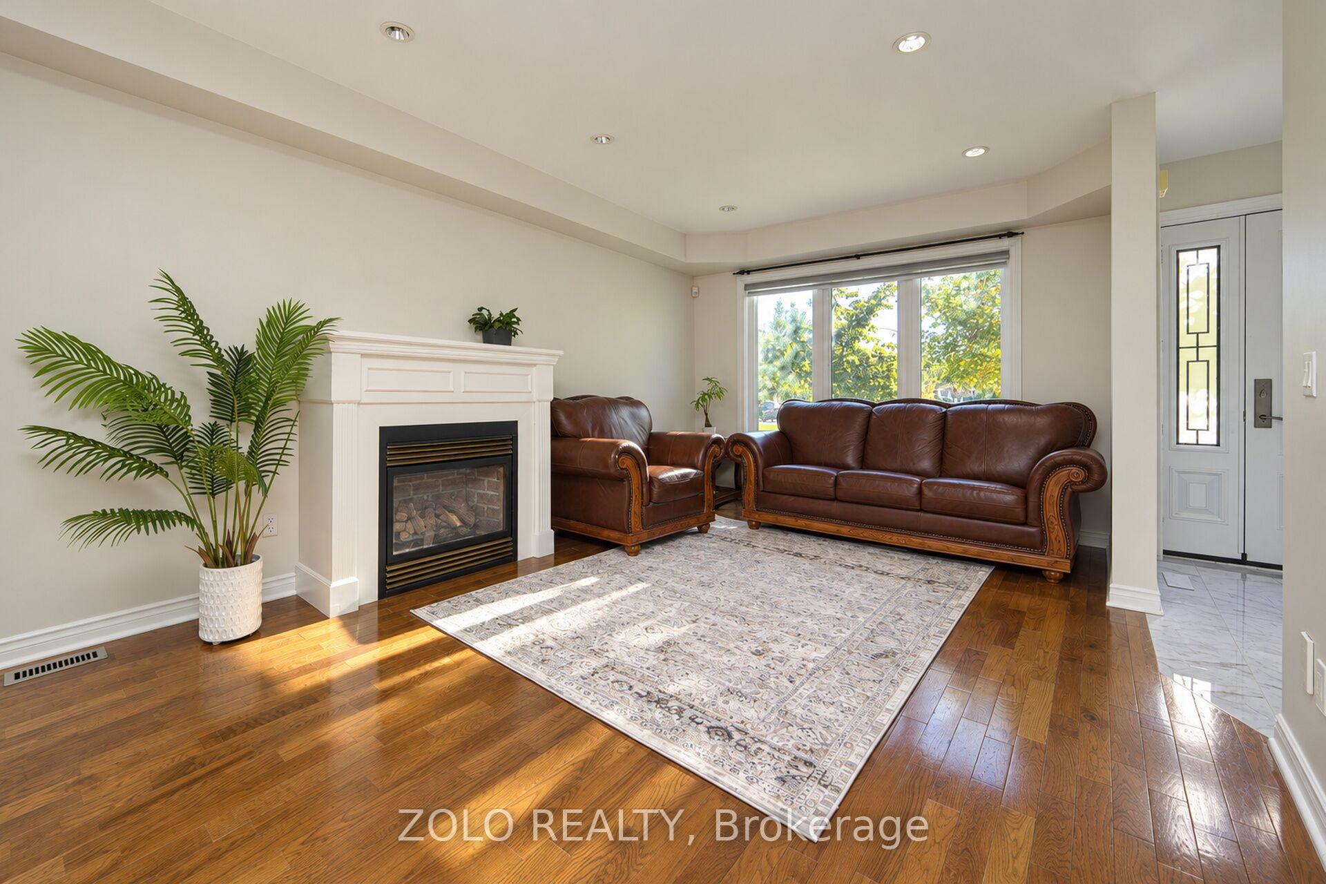 Photo 7 of 30 Morningdew Crescent, Brampton, Sandringham-Wellington — HOMEH