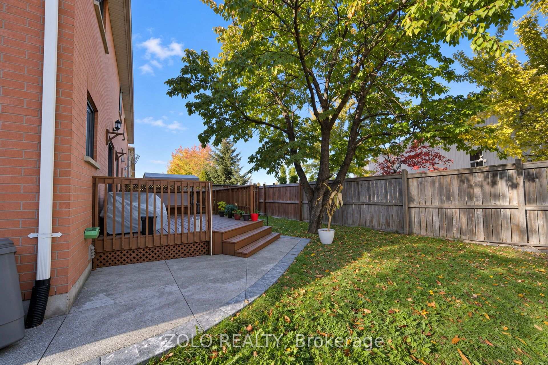 Photo 32 of 30 Morningdew Crescent, Brampton, Sandringham-Wellington — HOMEH