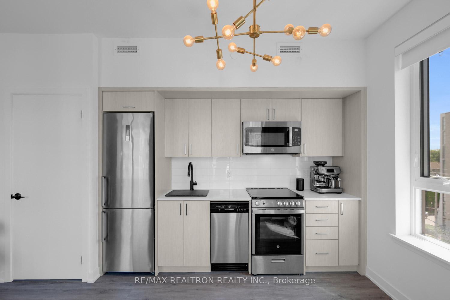 Photo 14 of Unit 507, 1 Cardiff Road, Toronto, Mount Pleasant East — HOMEH