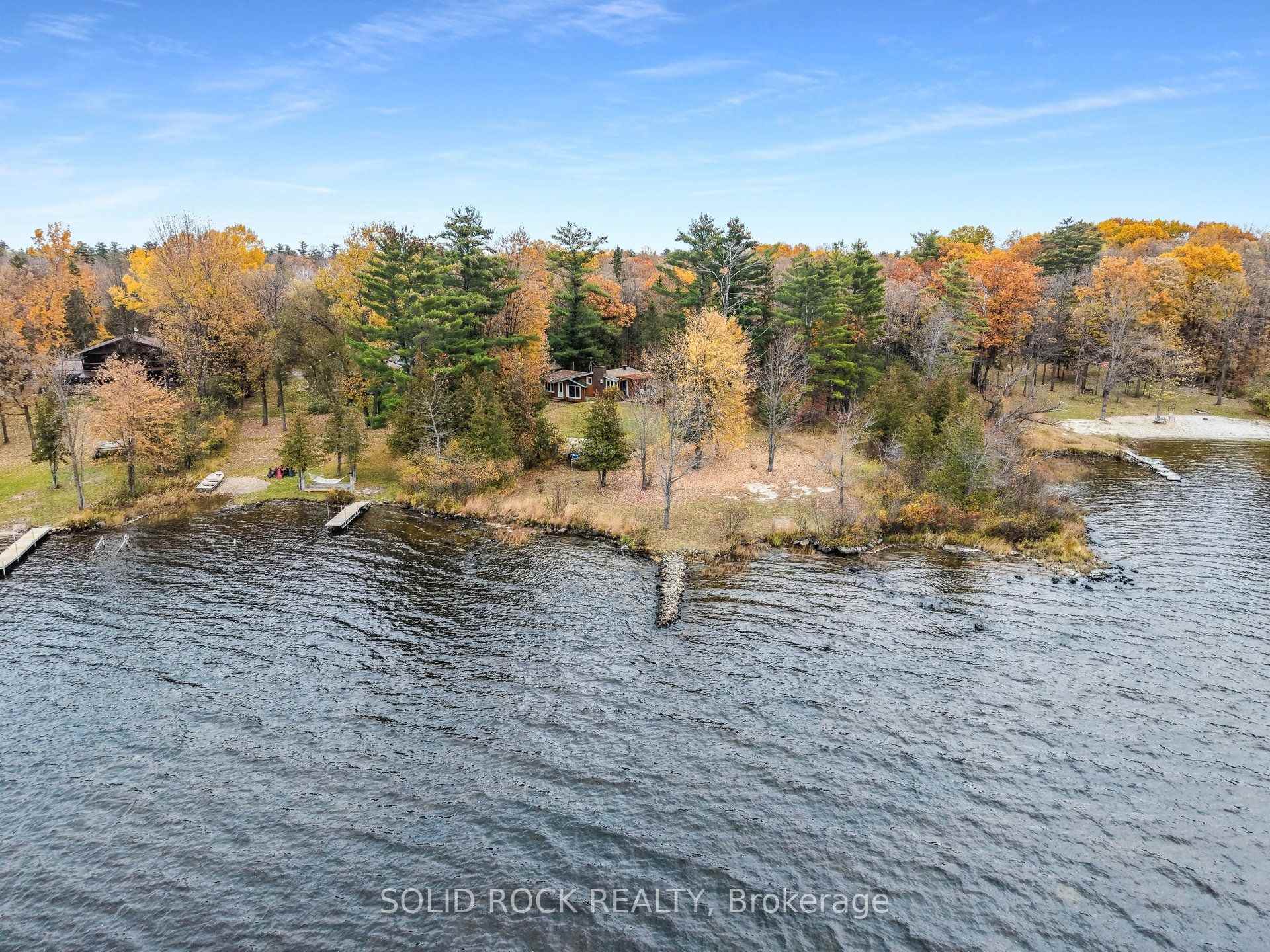 Photo 3 of 107 Lighthouse Lane, Ottawa, Fitzroy — HOMEH