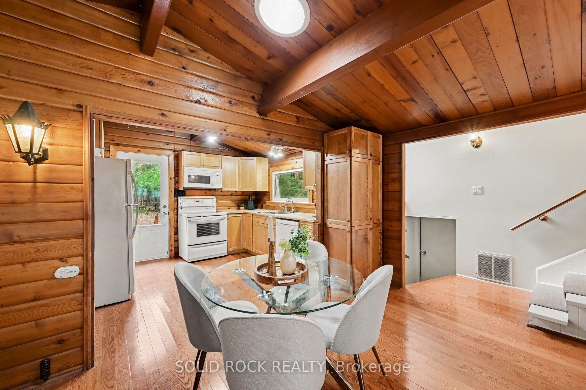 Photo 9 of 107 Lighthouse Lane, Ottawa, Fitzroy — HOMEH