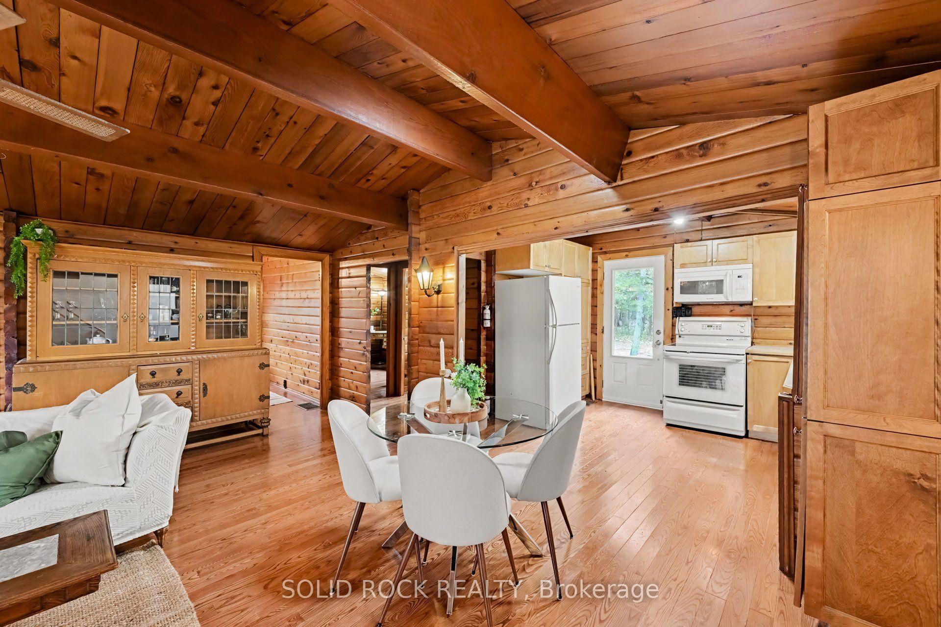 Photo 10 of 107 Lighthouse Lane, Ottawa, Fitzroy — HOMEH