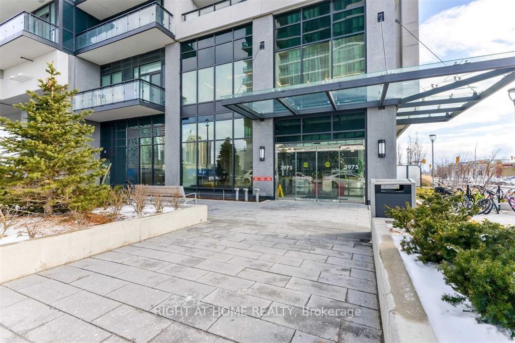 Photo 2 of Unit 710, 3975 Grand park Drive, Mississauga, City Centre — HOMEH