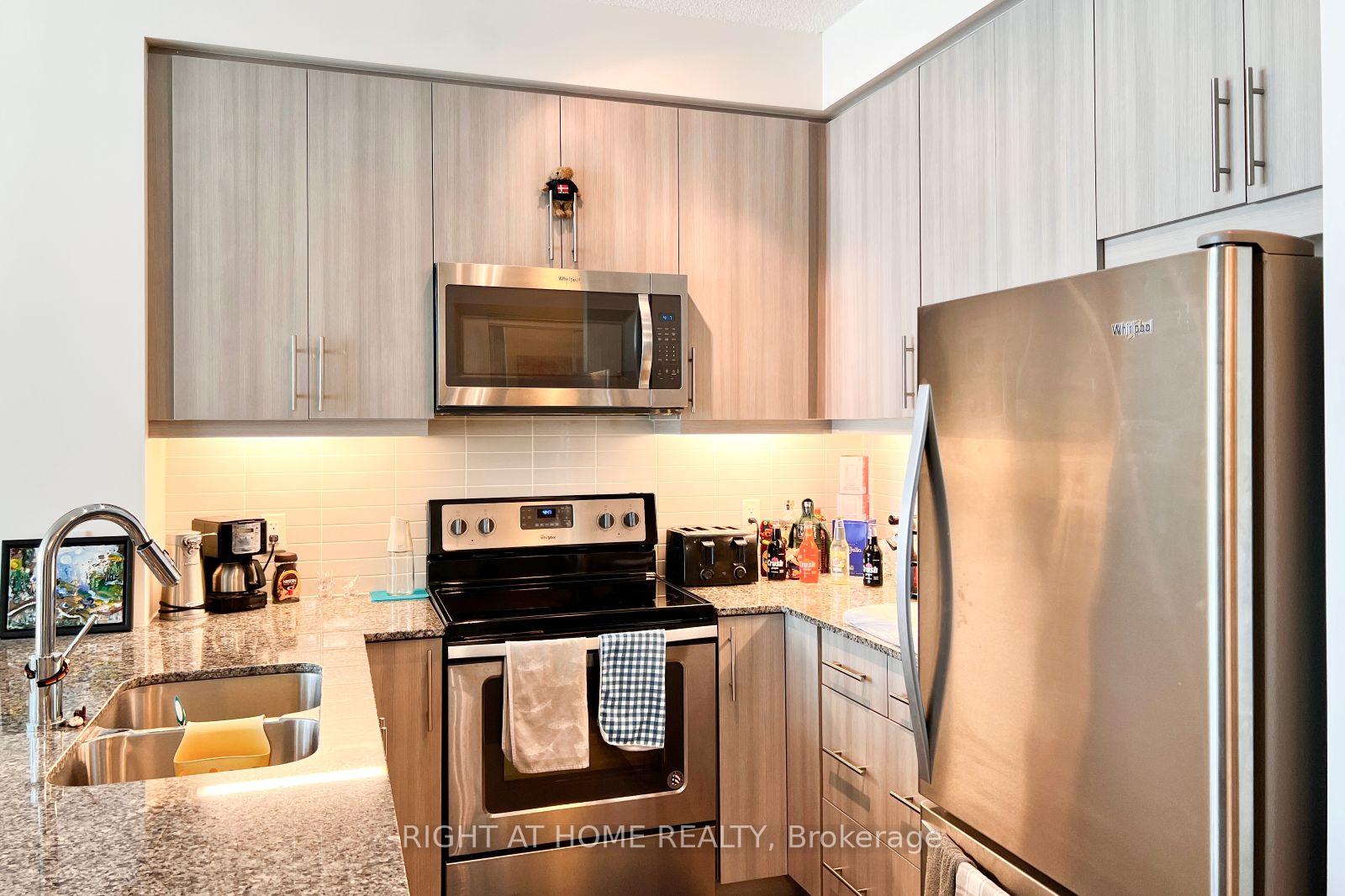Photo 4 of Unit 710, 3975 Grand park Drive, Mississauga, City Centre — HOMEH