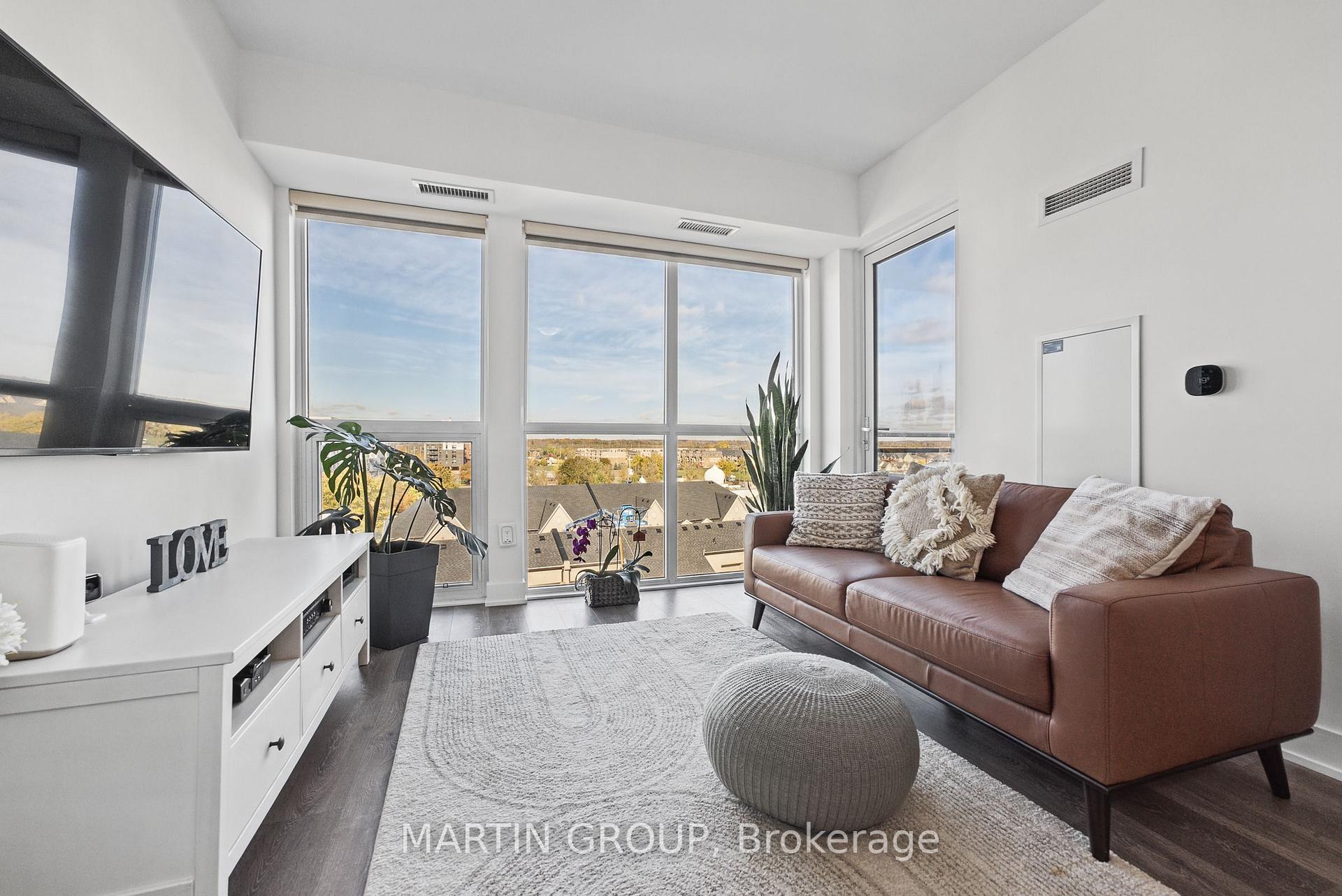 Photo 7 of Unit 812, 2343 Khalsa Gate, Oakville, Westmount — HOMEH