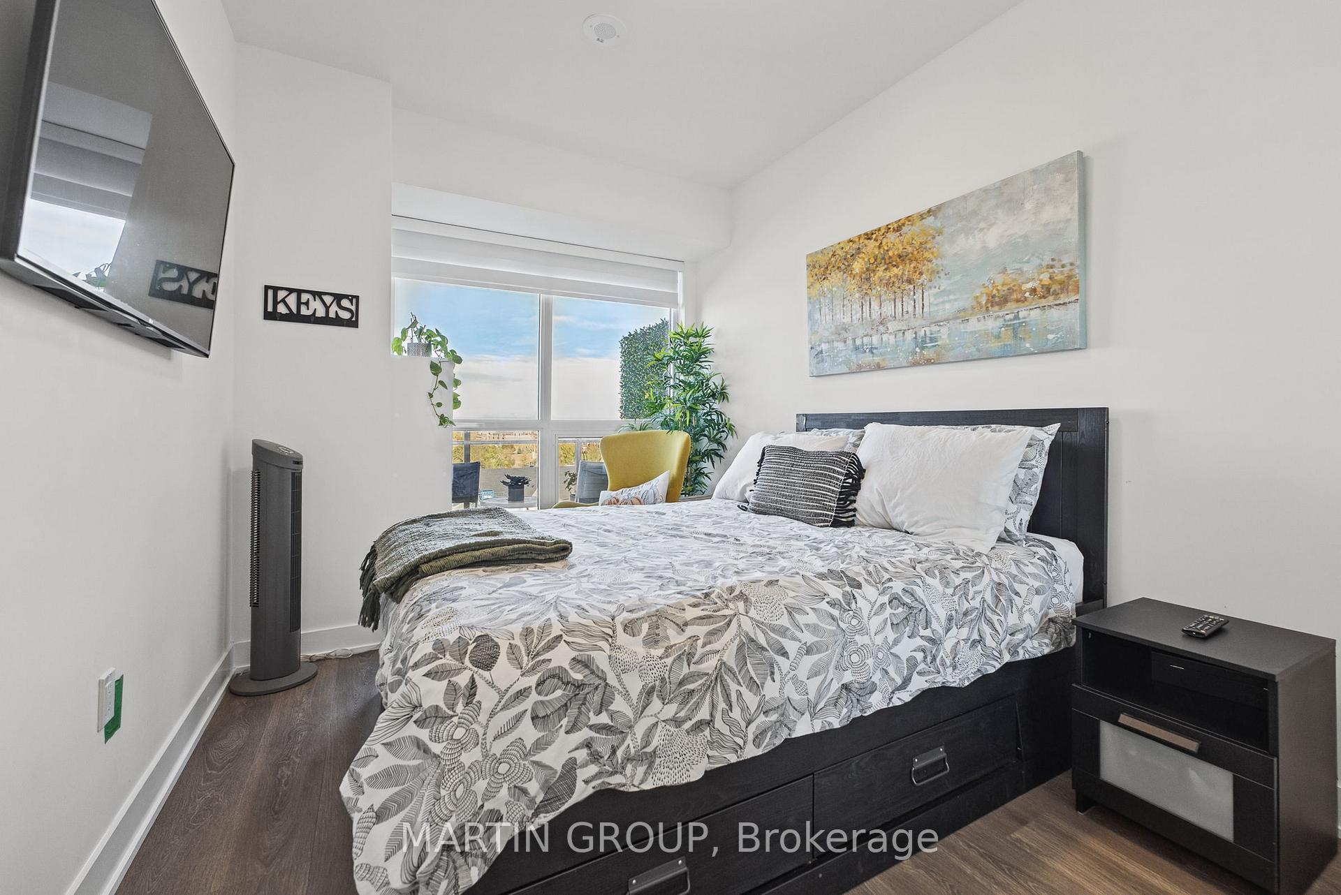 Photo 15 of Unit 812, 2343 Khalsa Gate, Oakville, Westmount — HOMEH