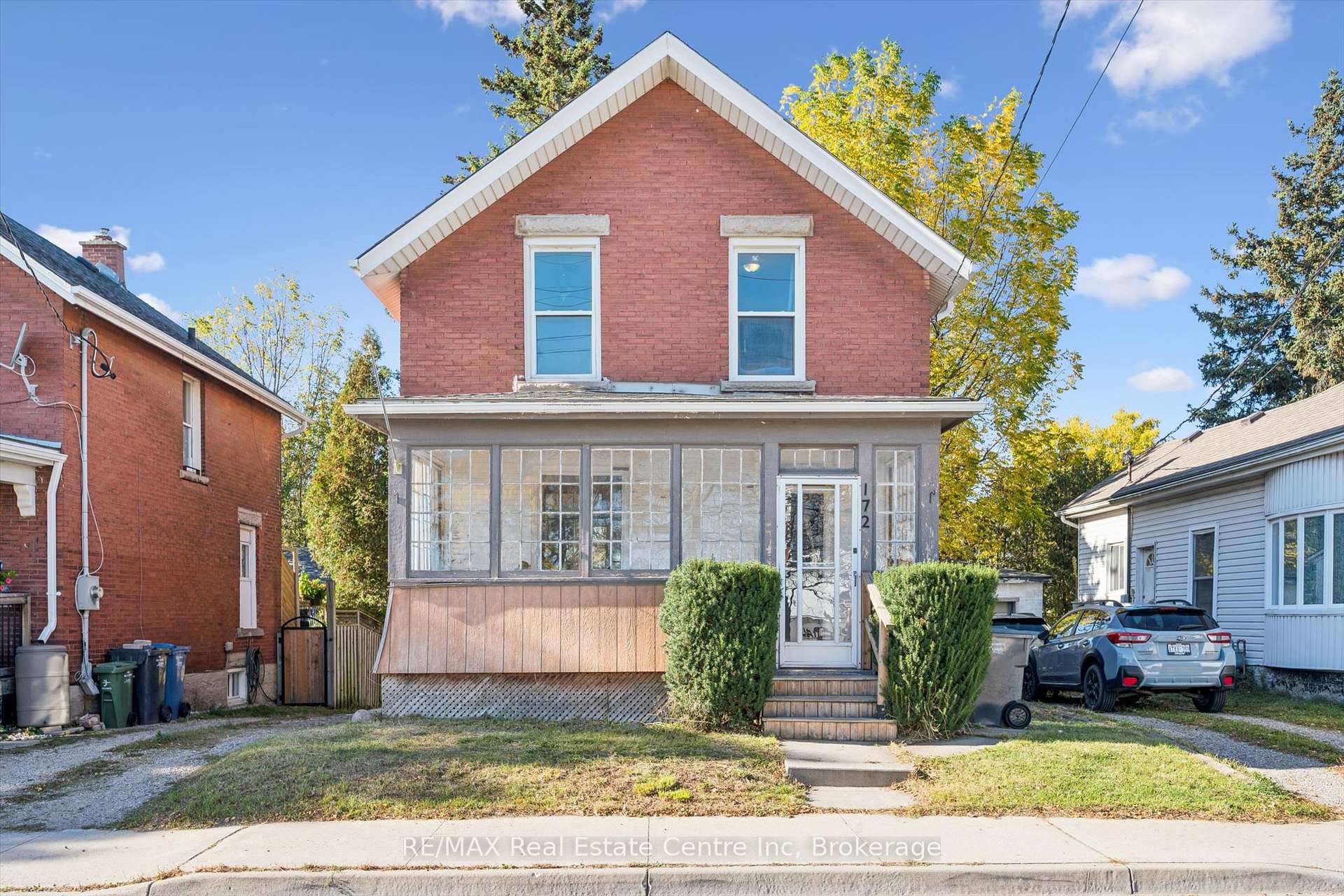 Photo 2 of 172 York Road, Guelph, St. Patrick's Ward — HOMEH