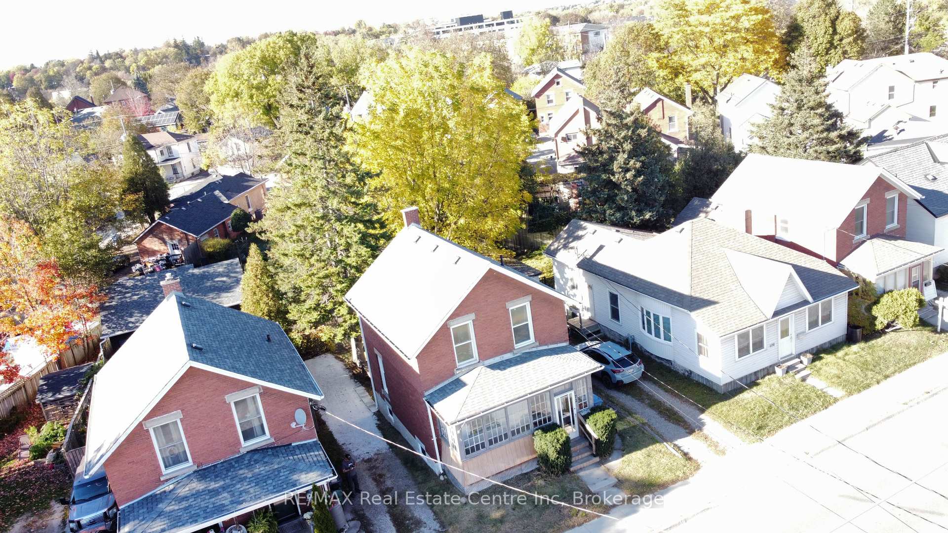 Photo 42 of 172 York Road, Guelph, St. Patrick's Ward — HOMEH