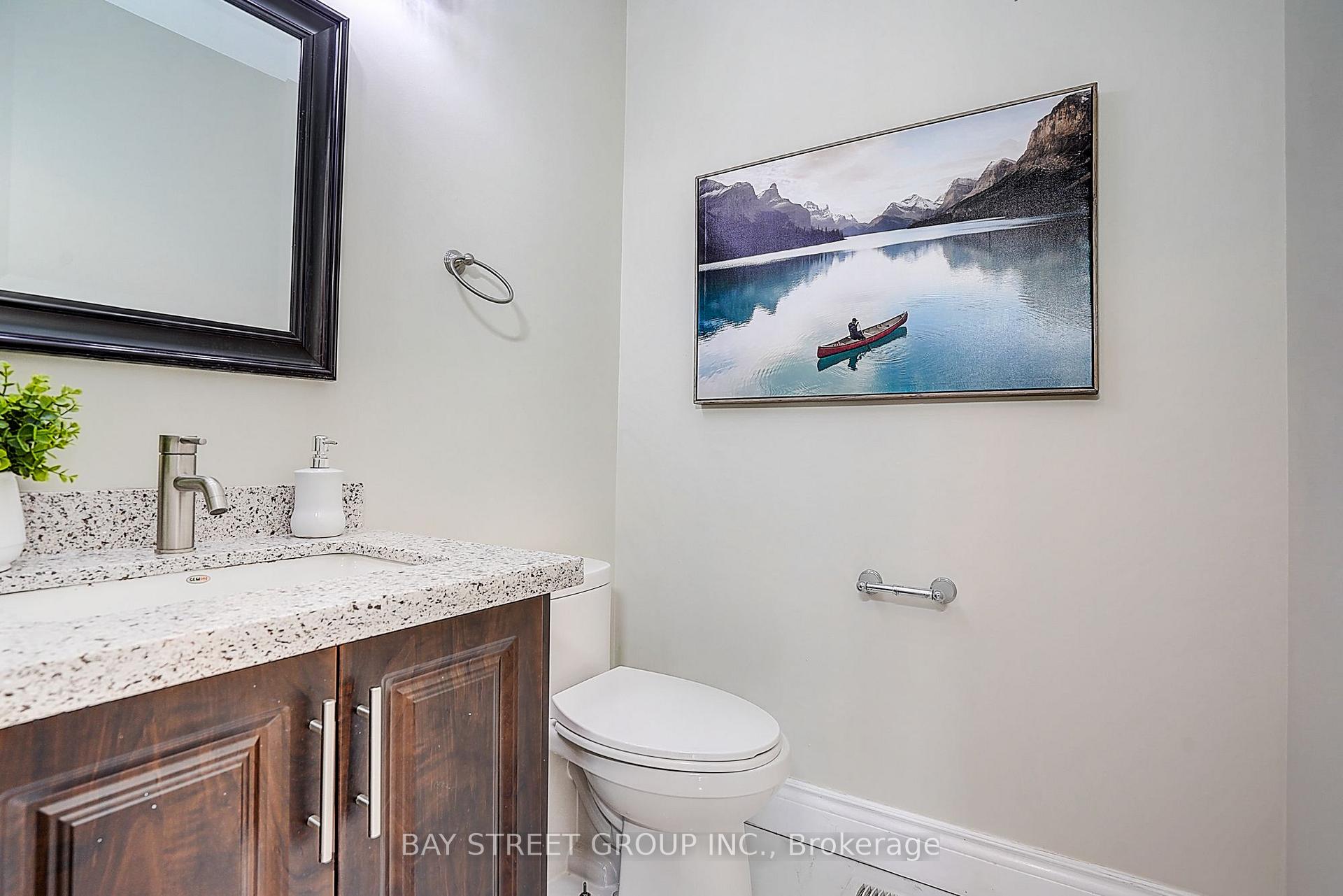 Photo 19 of 411 Weldrick Road E, Richmond Hill, Bayview Hill — HOMEH