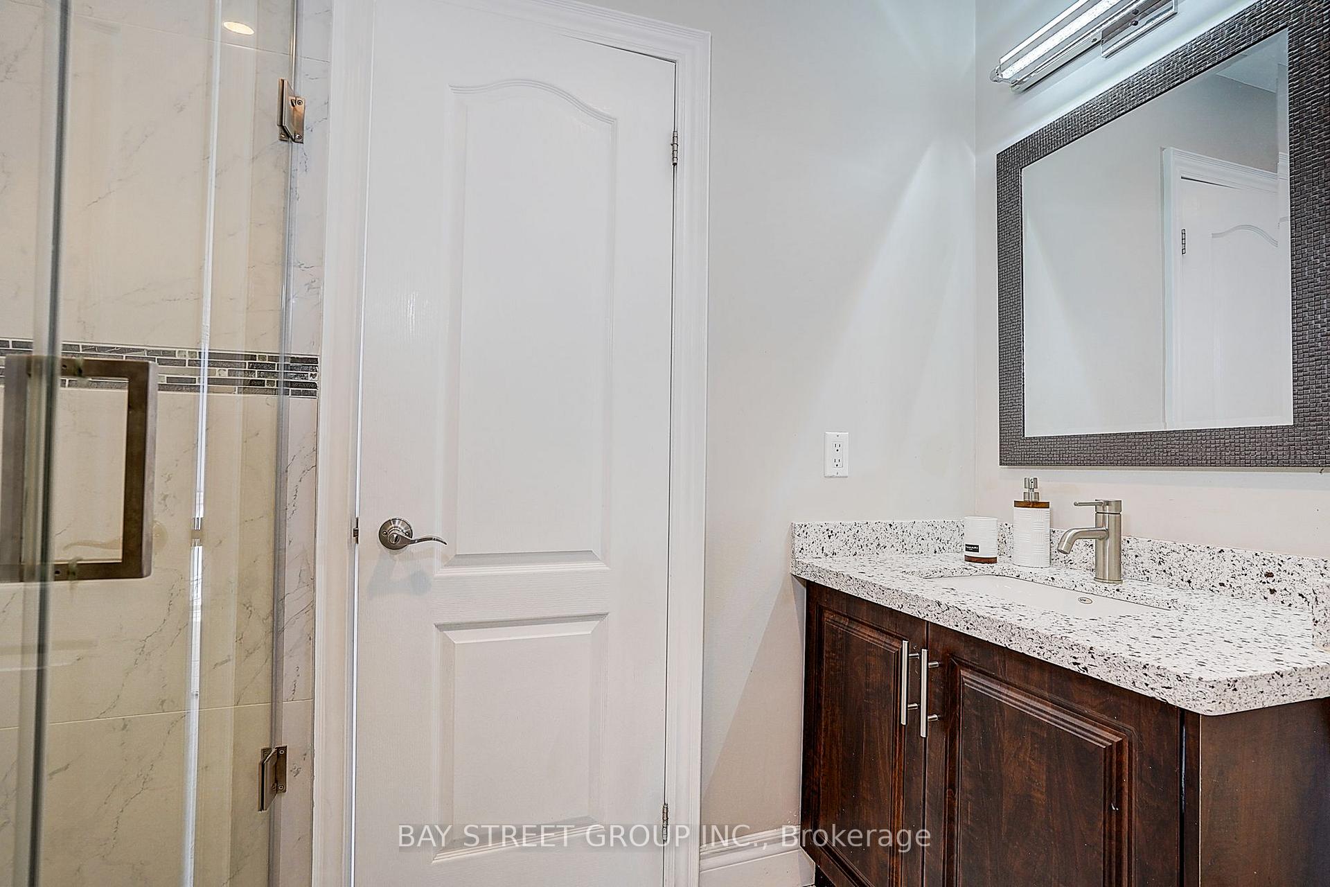 Photo 30 of 411 Weldrick Road E, Richmond Hill, Bayview Hill — HOMEH