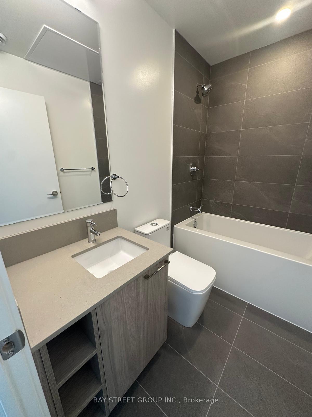 Photo 15 of Unit 616, 1381 Lakeshore Road E, Mississauga, Lakeview — HOMEH