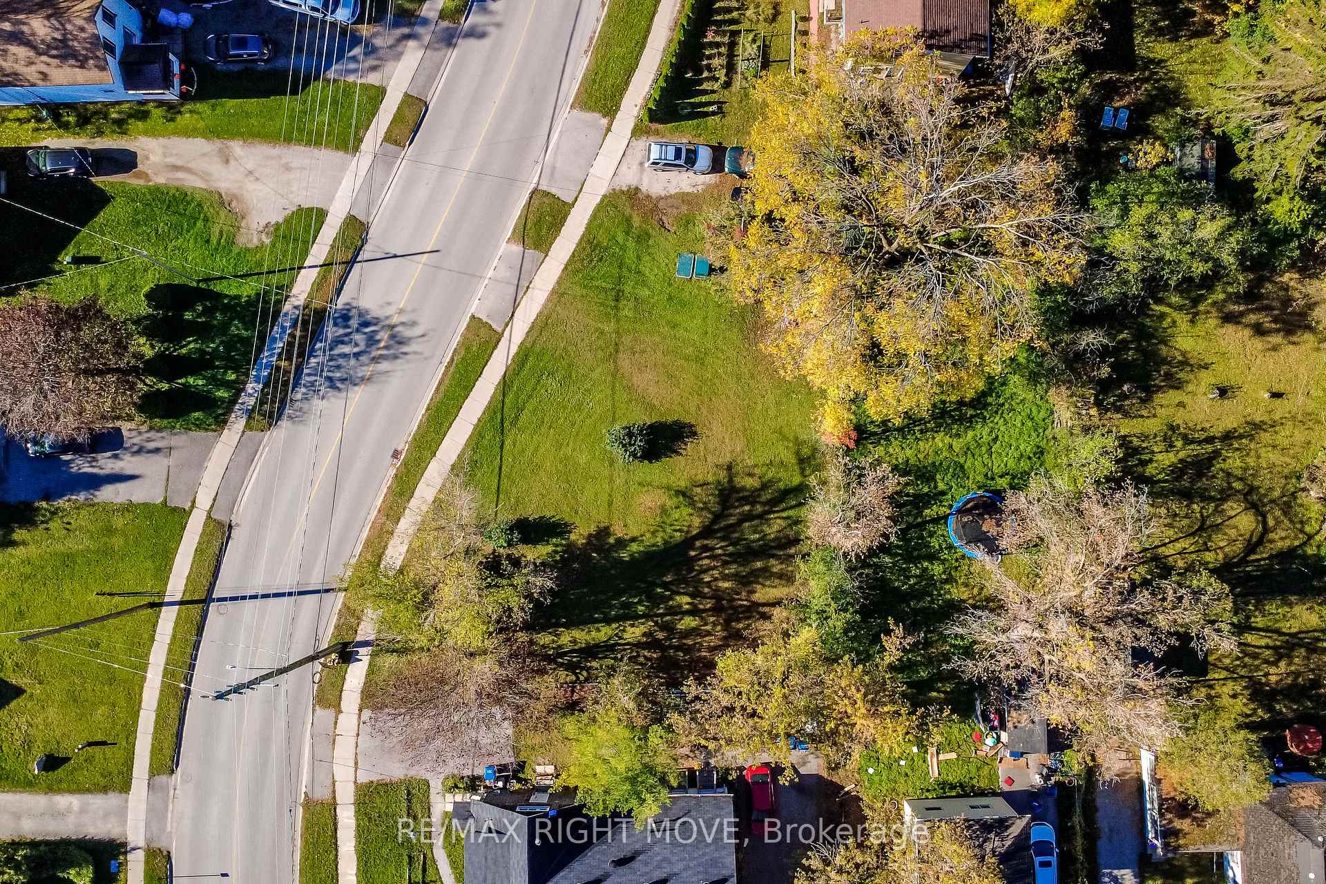 Photo 9 of 00110 James Street E, Orillia — HOMEH