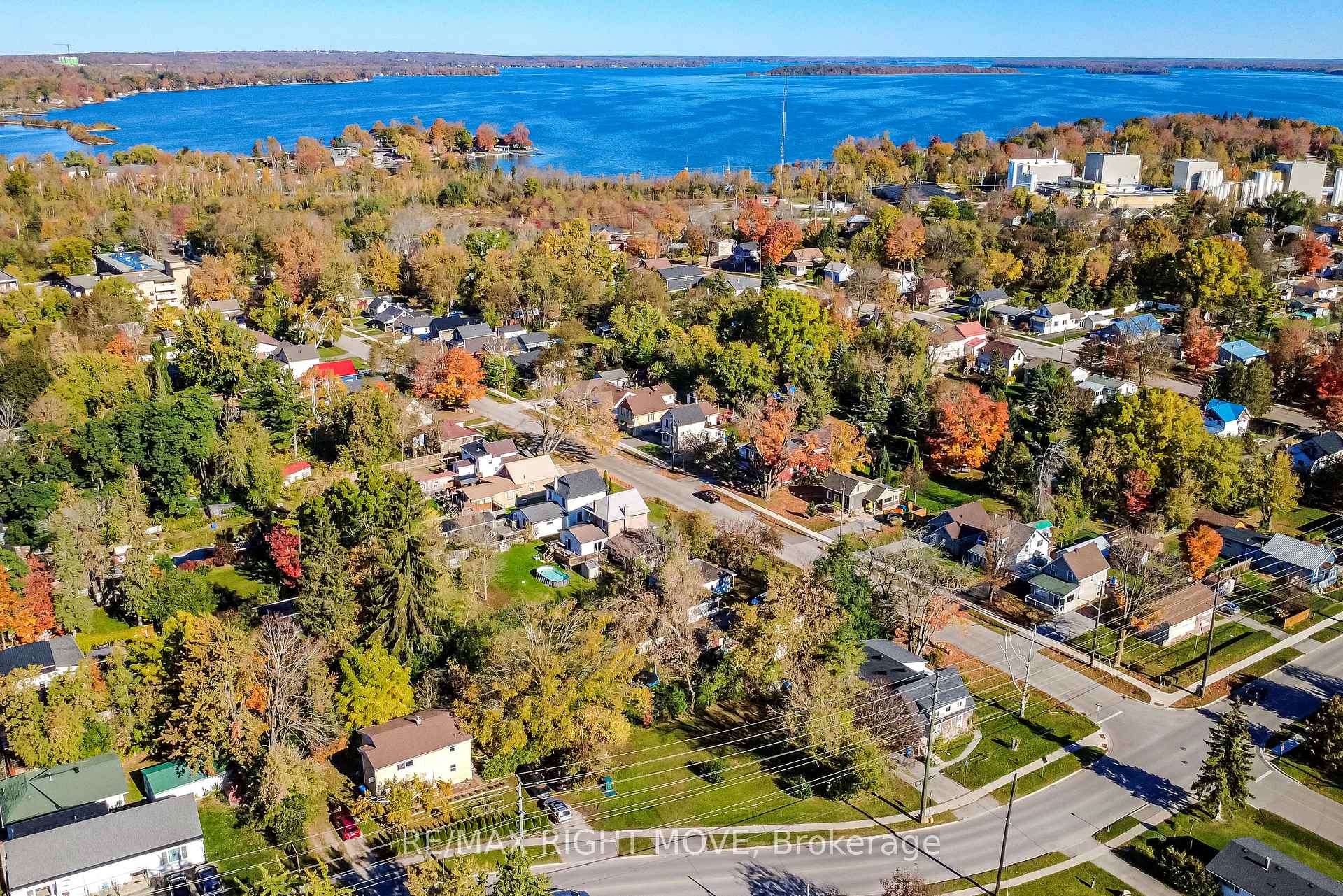 Photo 16 of 00110 James Street E, Orillia — HOMEH
