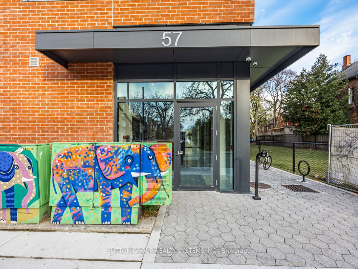 Photo 3 of Unit 707, 57 Brock Avenue, Toronto, Roncesvalles — HOMEH