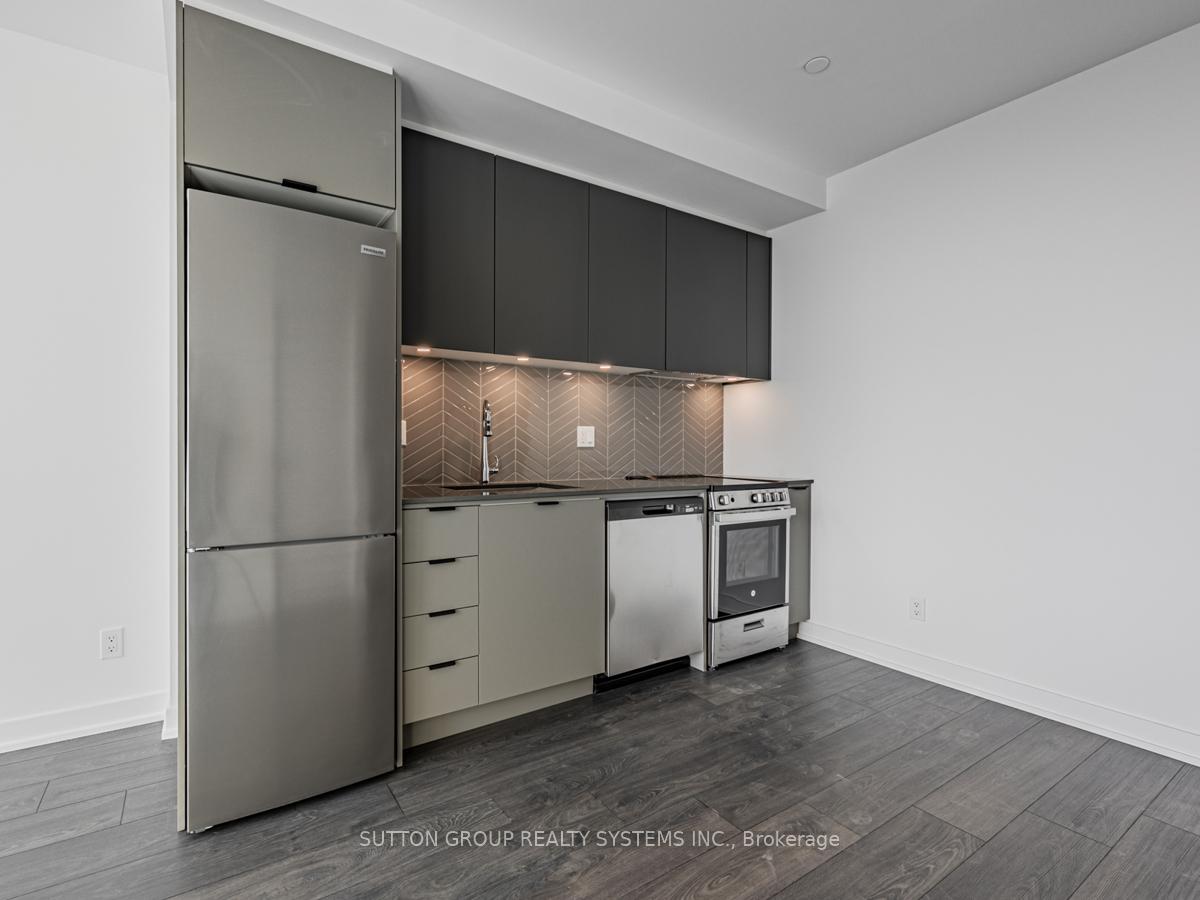 Photo 11 of Unit 707, 57 Brock Avenue, Toronto, Roncesvalles — HOMEH