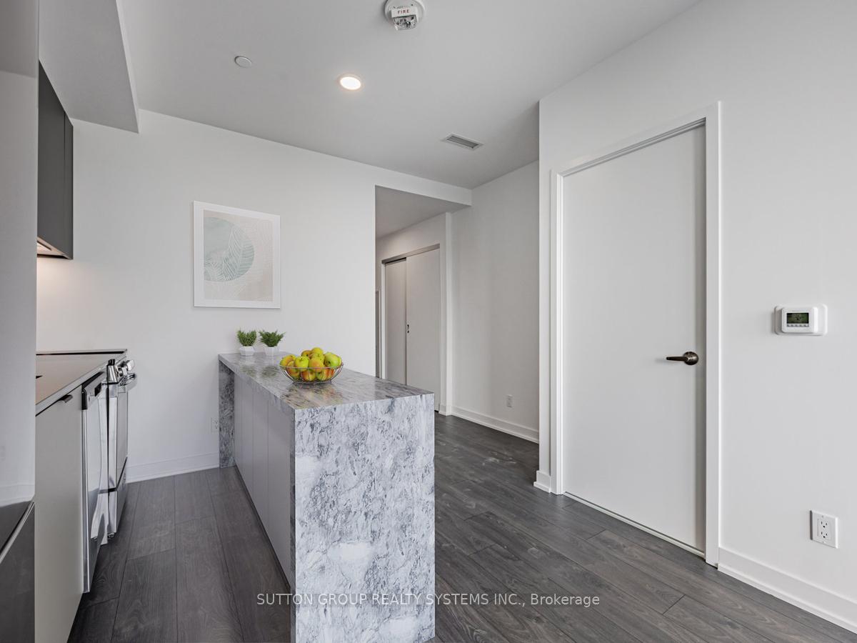 Photo 13 of Unit 707, 57 Brock Avenue, Toronto, Roncesvalles — HOMEH