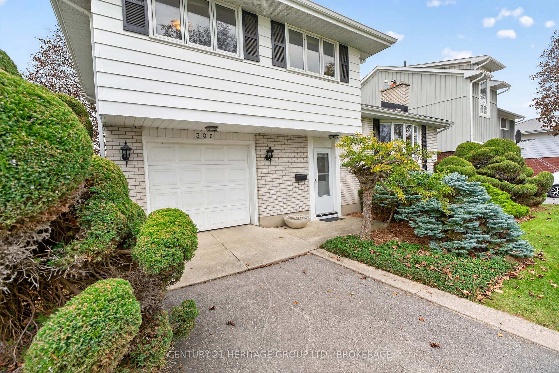 Photo 2 of 306 Norman Rogers Drive, Kingston, Central City West — HOMEH
