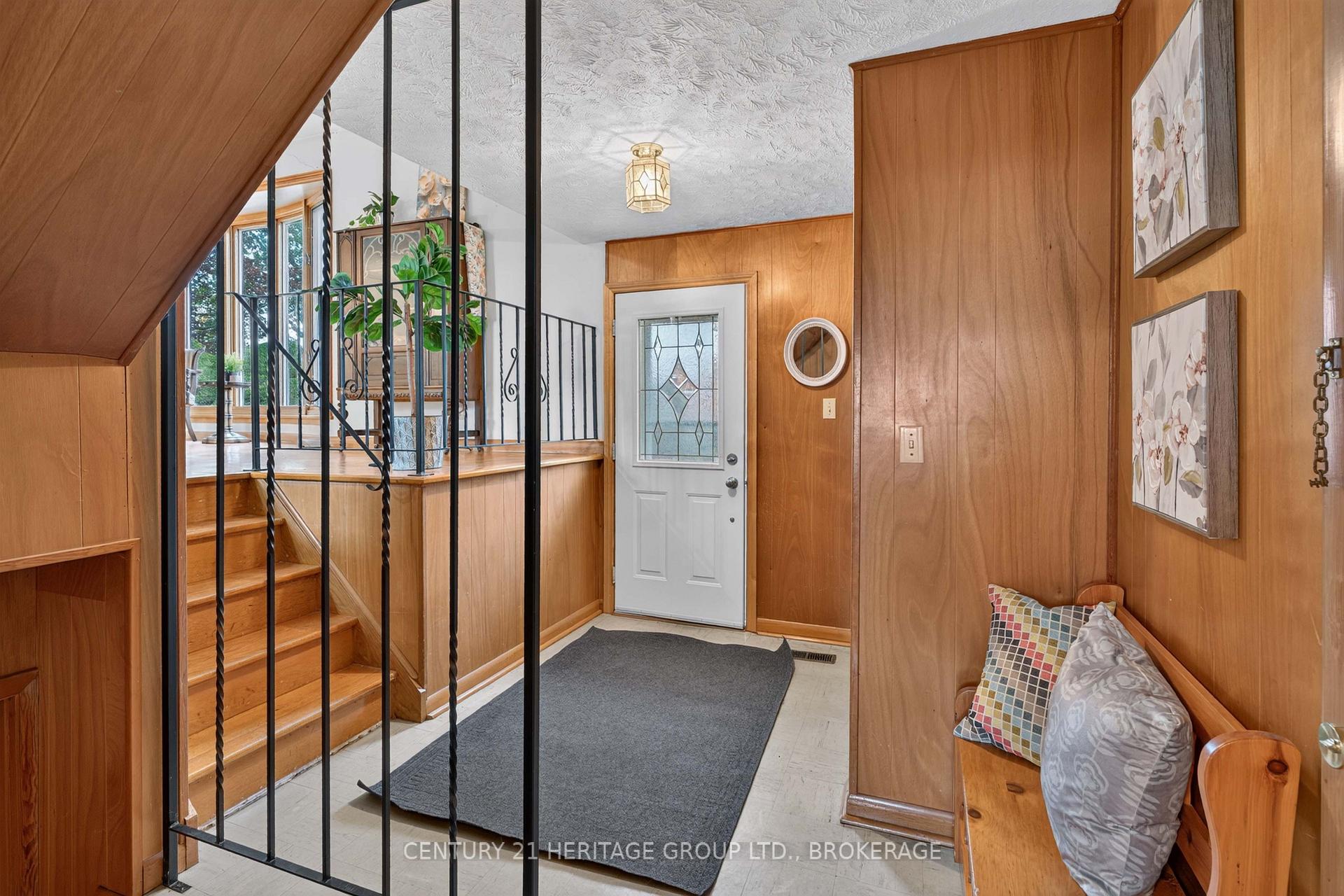 Photo 3 of 306 Norman Rogers Drive, Kingston, Central City West — HOMEH