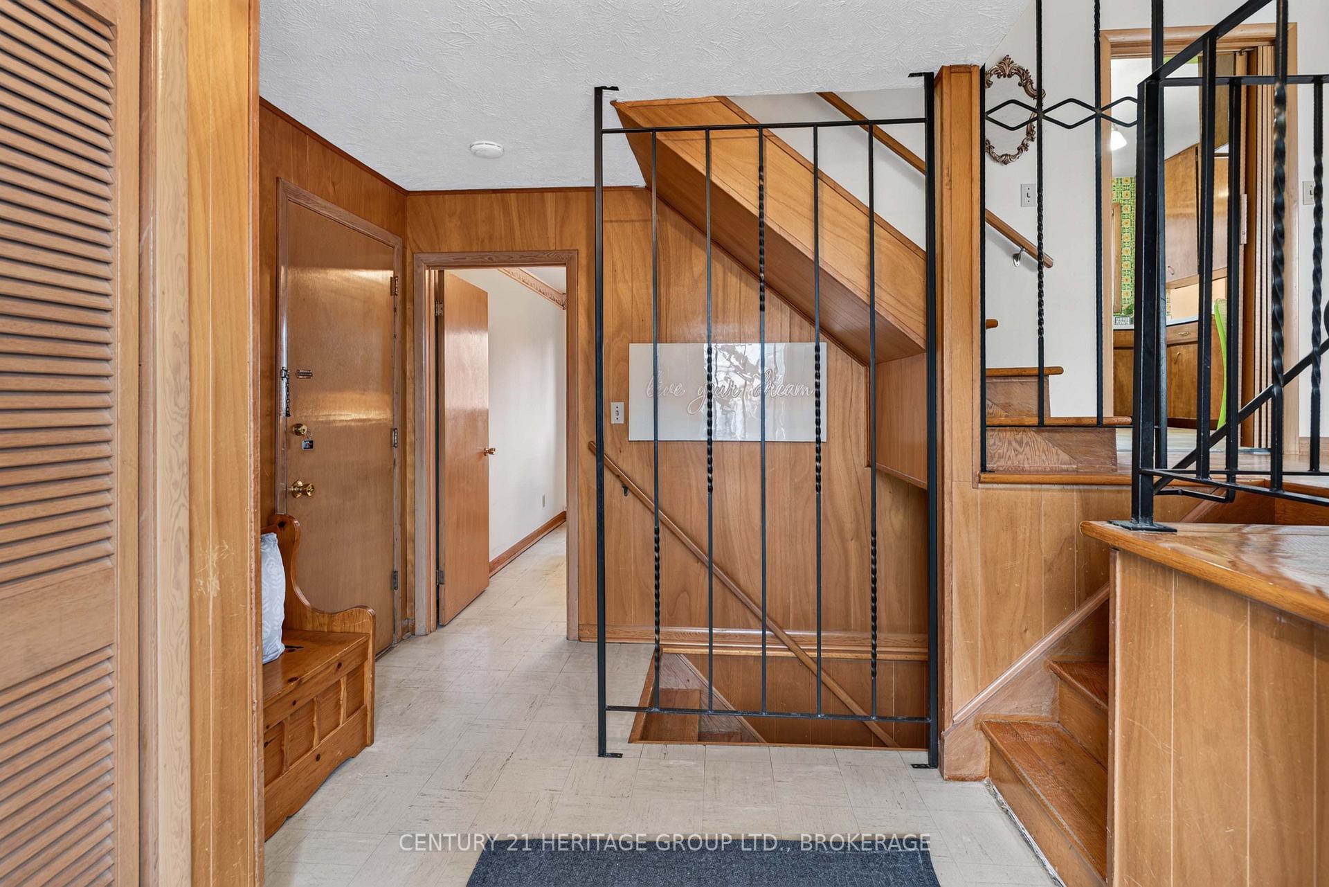 Photo 4 of 306 Norman Rogers Drive, Kingston, Central City West — HOMEH