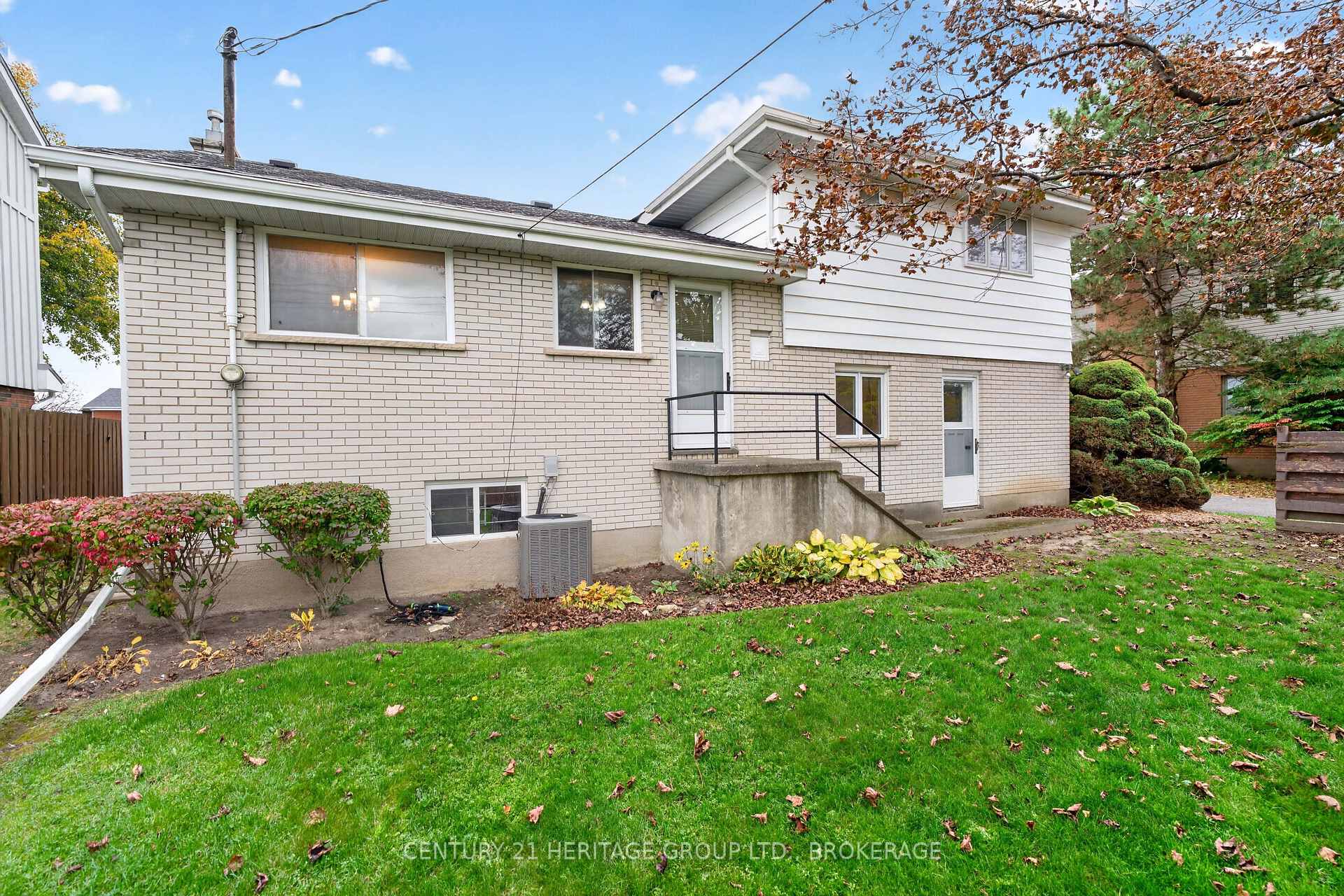 Photo 30 of 306 Norman Rogers Drive, Kingston, Central City West — HOMEH