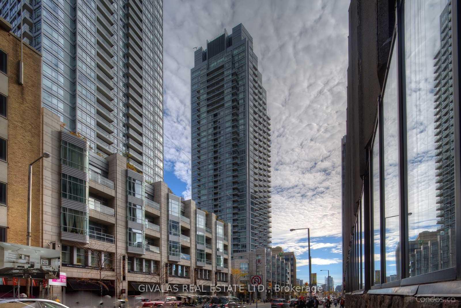 Photo of Unit 2412, 2181 Yonge Street