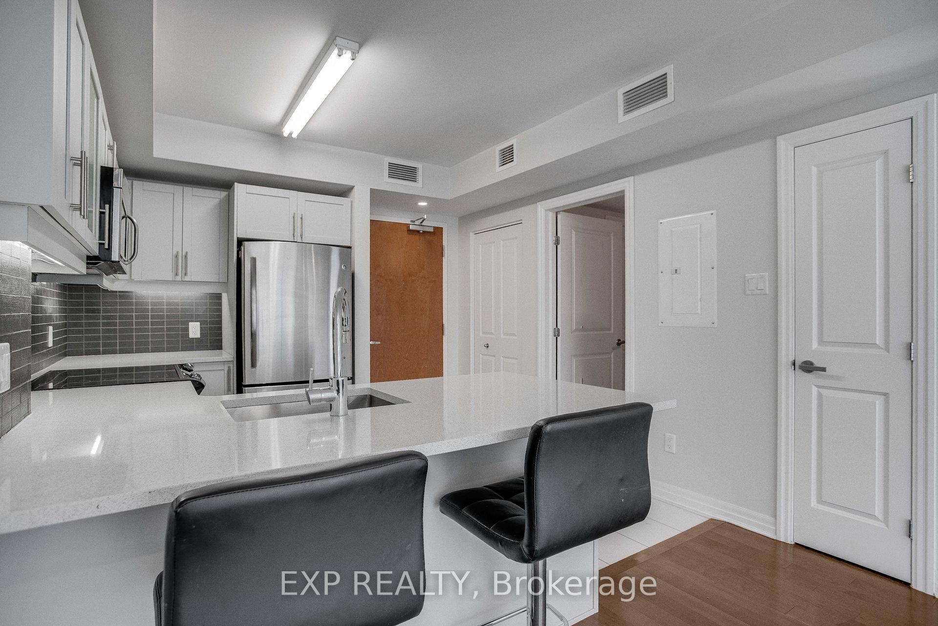 Photo 6 of Unit 405, 195 Besserer Street, Ottawa, Sandy Hill — HOMEH