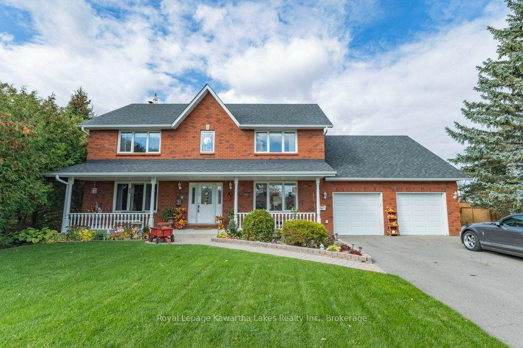 Photo 1 of 35 Grant Drive, Kawartha Lakes, Oakwood — HOMEH