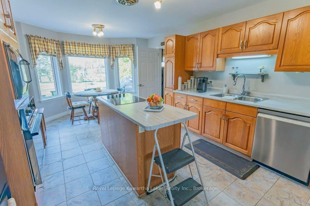Photo 25 of 35 Grant Drive, Kawartha Lakes, Oakwood — HOMEH