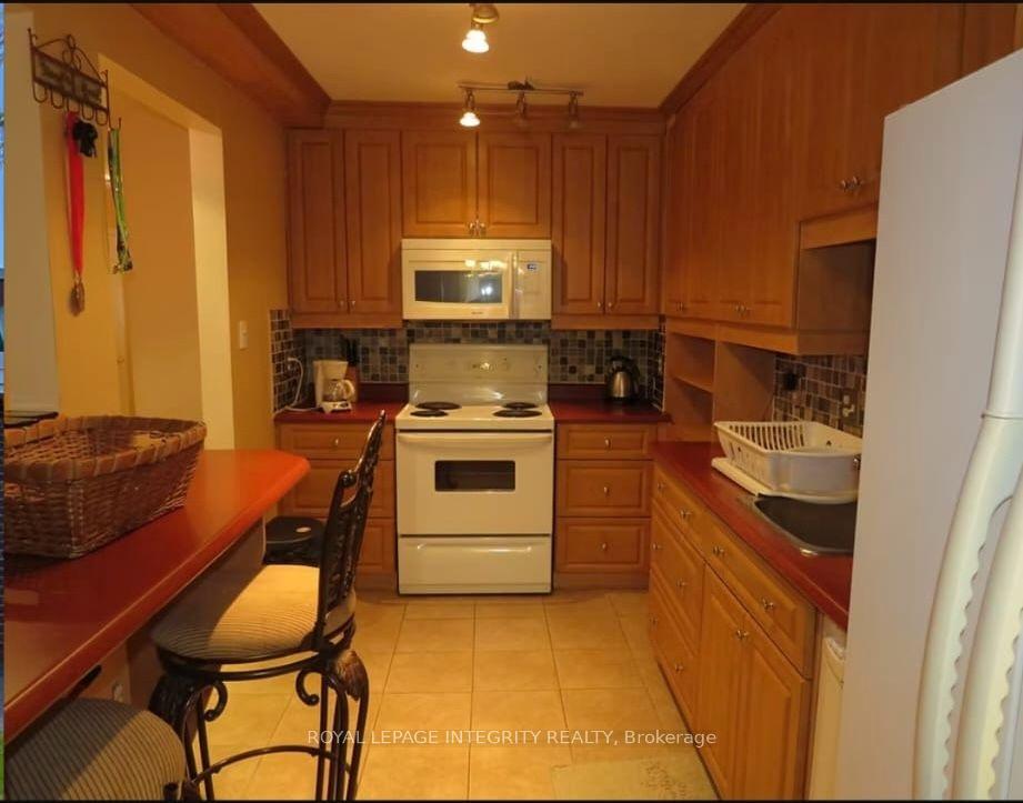 Photo 4 of Unit 169, 139 Birch Hill Private, Ottawa, Carson Meadows — HOMEH