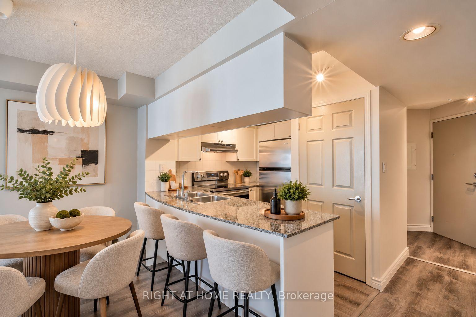 Photo 10 of Unit 222, 230 Queens Quay W, Toronto, Waterfront Communities — HOMEH