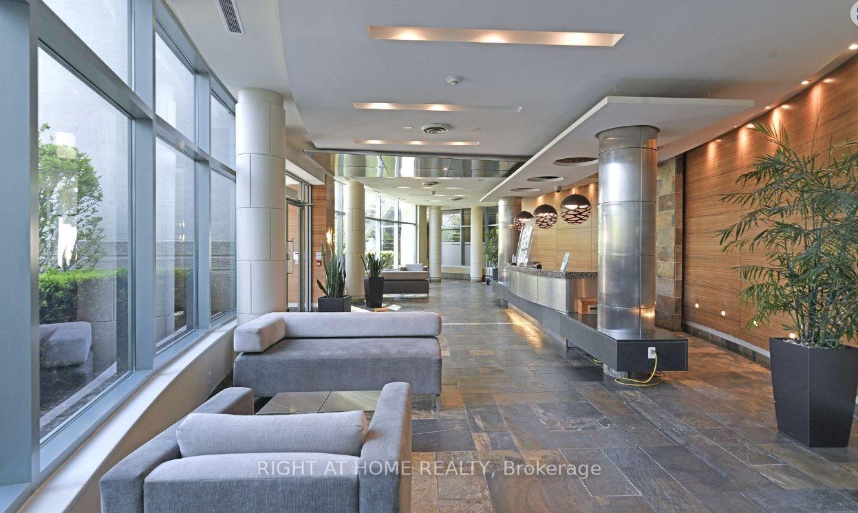 Photo 18 of Unit 222, 230 Queens Quay W, Toronto, Waterfront Communities — HOMEH
