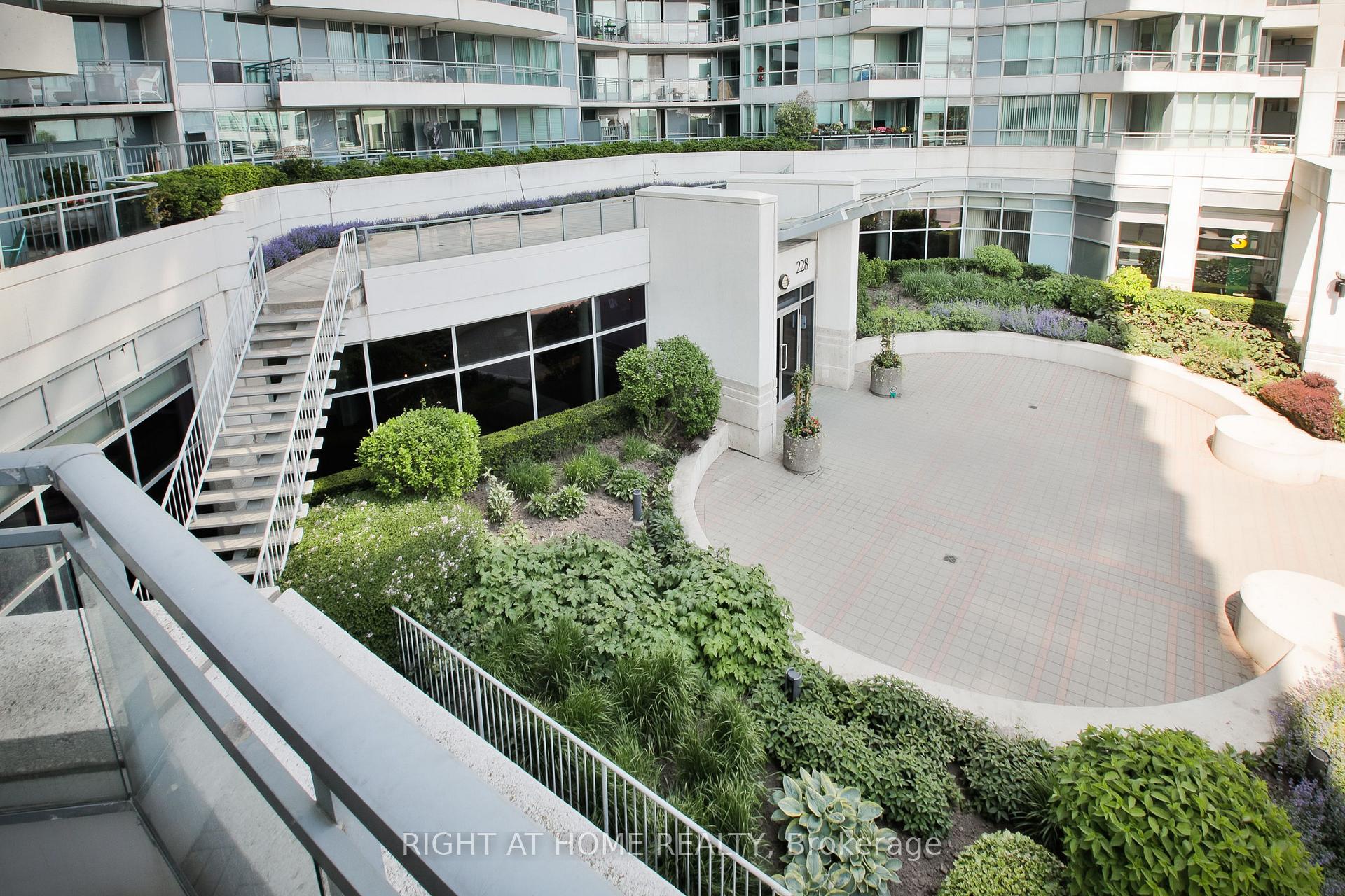 Photo 32 of Unit 222, 230 Queens Quay W, Toronto, Waterfront Communities — HOMEH