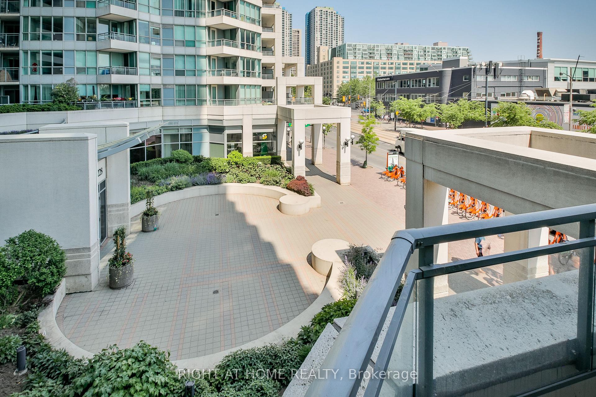 Photo 33 of Unit 222, 230 Queens Quay W, Toronto, Waterfront Communities — HOMEH