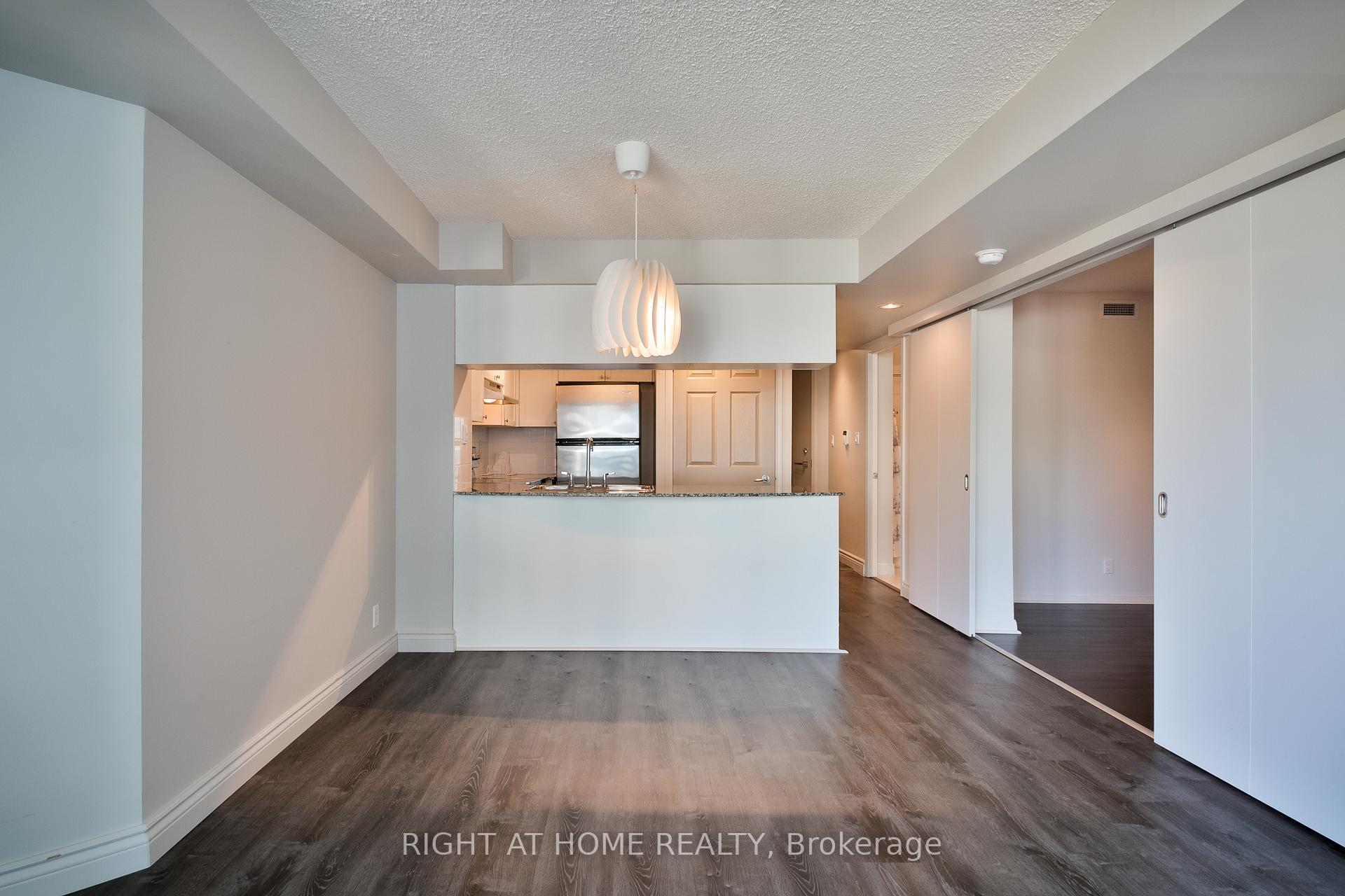Photo 37 of Unit 222, 230 Queens Quay W, Toronto, Waterfront Communities — HOMEH