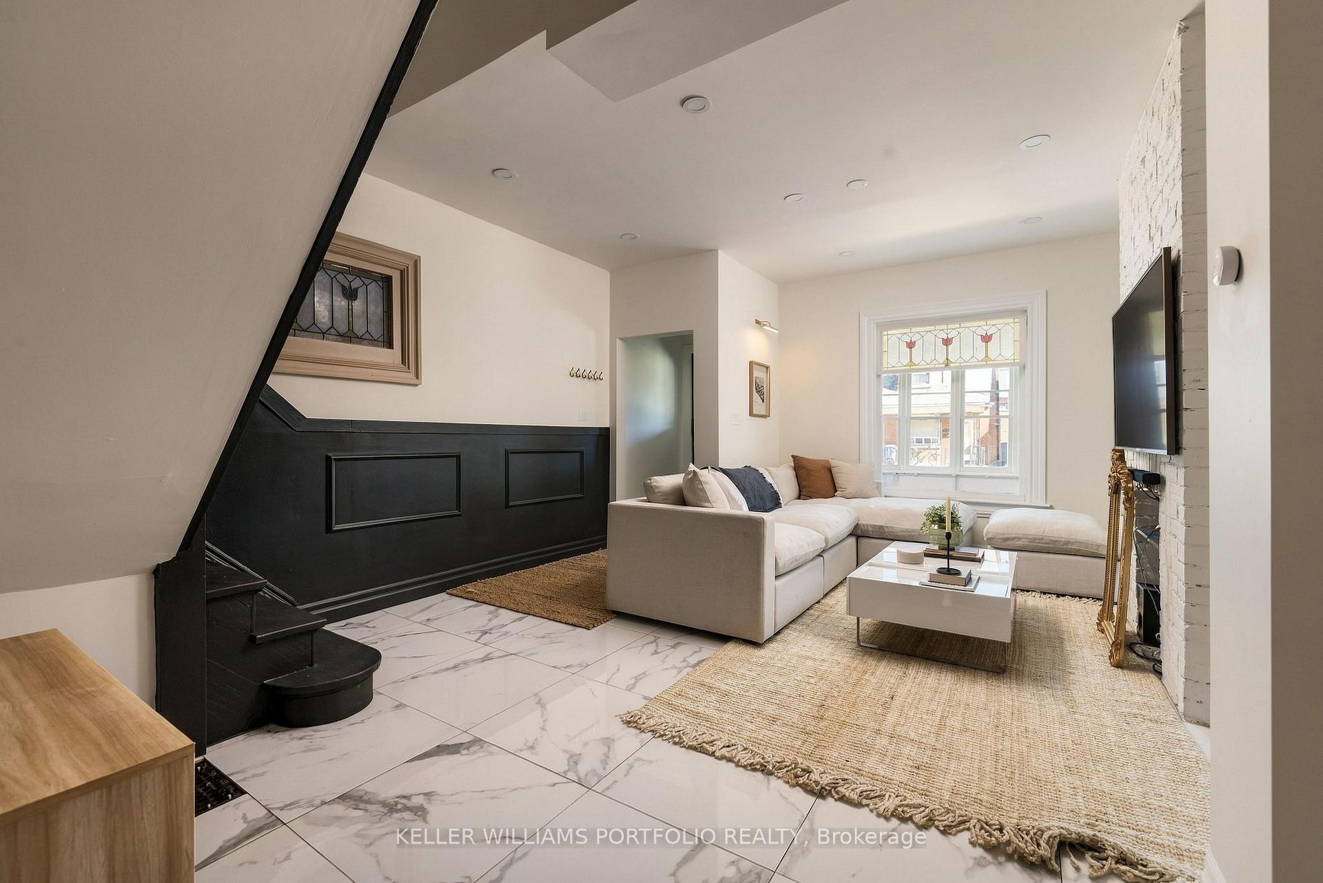 Photo 5 of 1006 Ossington Avenue, Toronto, Dovercourt-Wallace Emerson-Junction — HOMEH