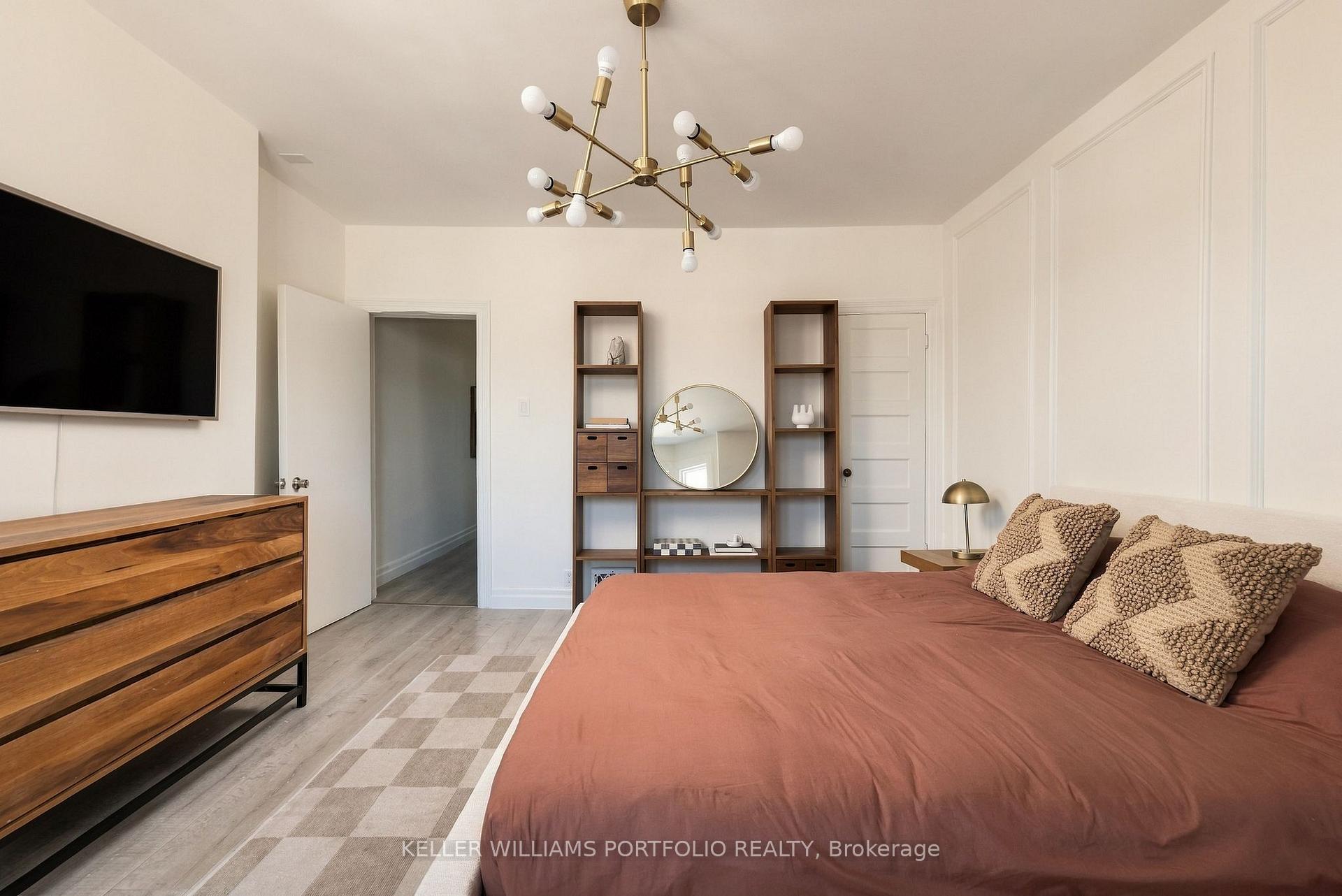 Photo 12 of 1006 Ossington Avenue, Toronto, Dovercourt-Wallace Emerson-Junction — HOMEH