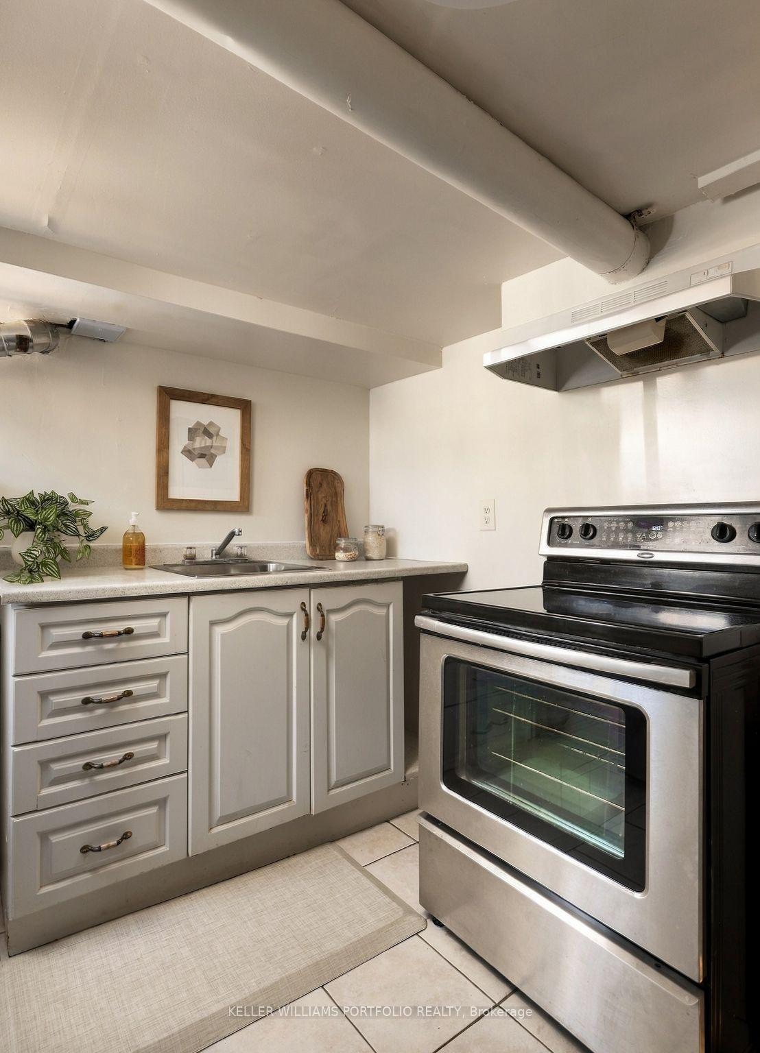 Photo 27 of 1006 Ossington Avenue, Toronto, Dovercourt-Wallace Emerson-Junction — HOMEH