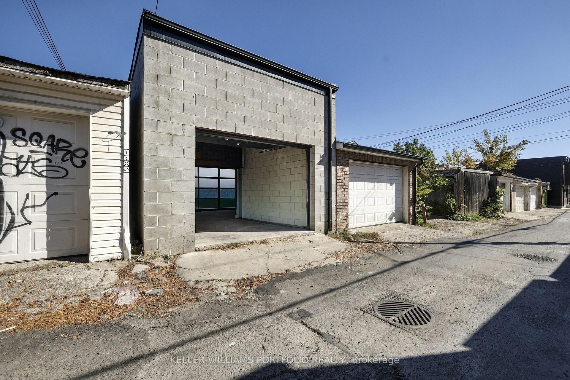 Photo 31 of 1006 Ossington Avenue, Toronto, Dovercourt-Wallace Emerson-Junction — HOMEH
