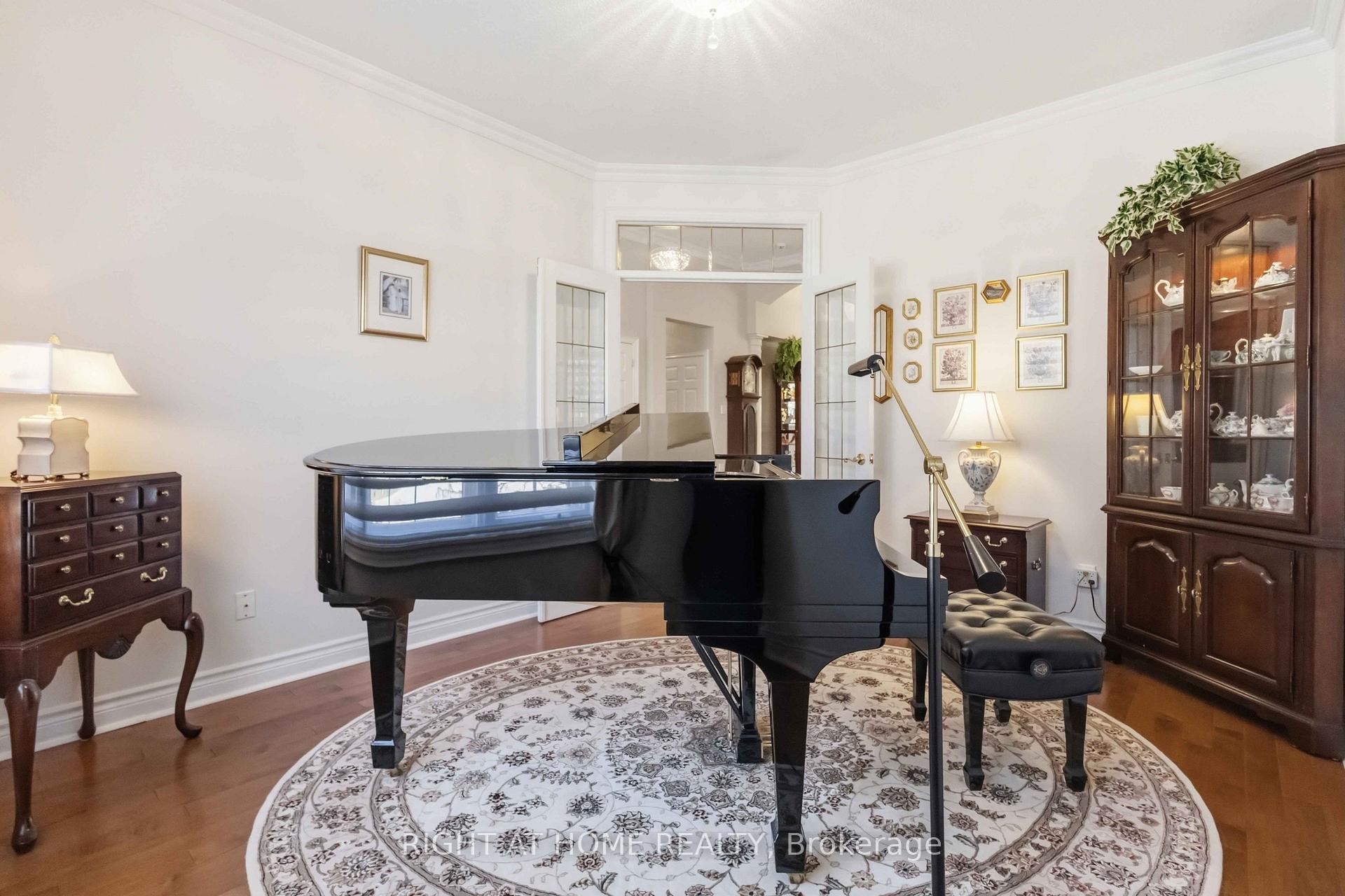Photo 11 of 46 Player Place, Whitchurch-Stouffville, Ballantrae — HOMEH