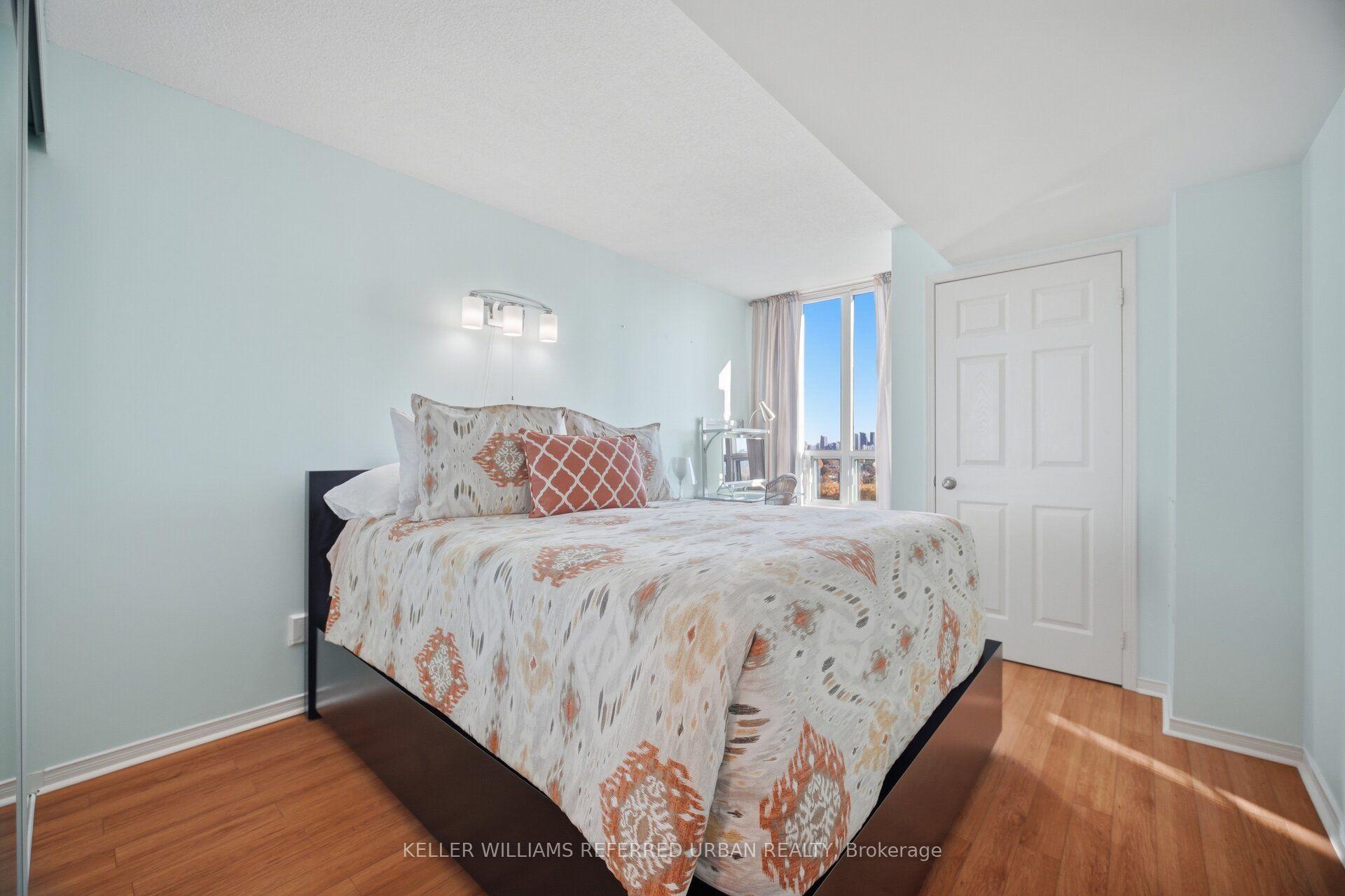 Photo 12 of Unit Ph307, 5 Emerald Lane, Vaughan, Crestwood-Springfarm-Yorkhill — HOMEH