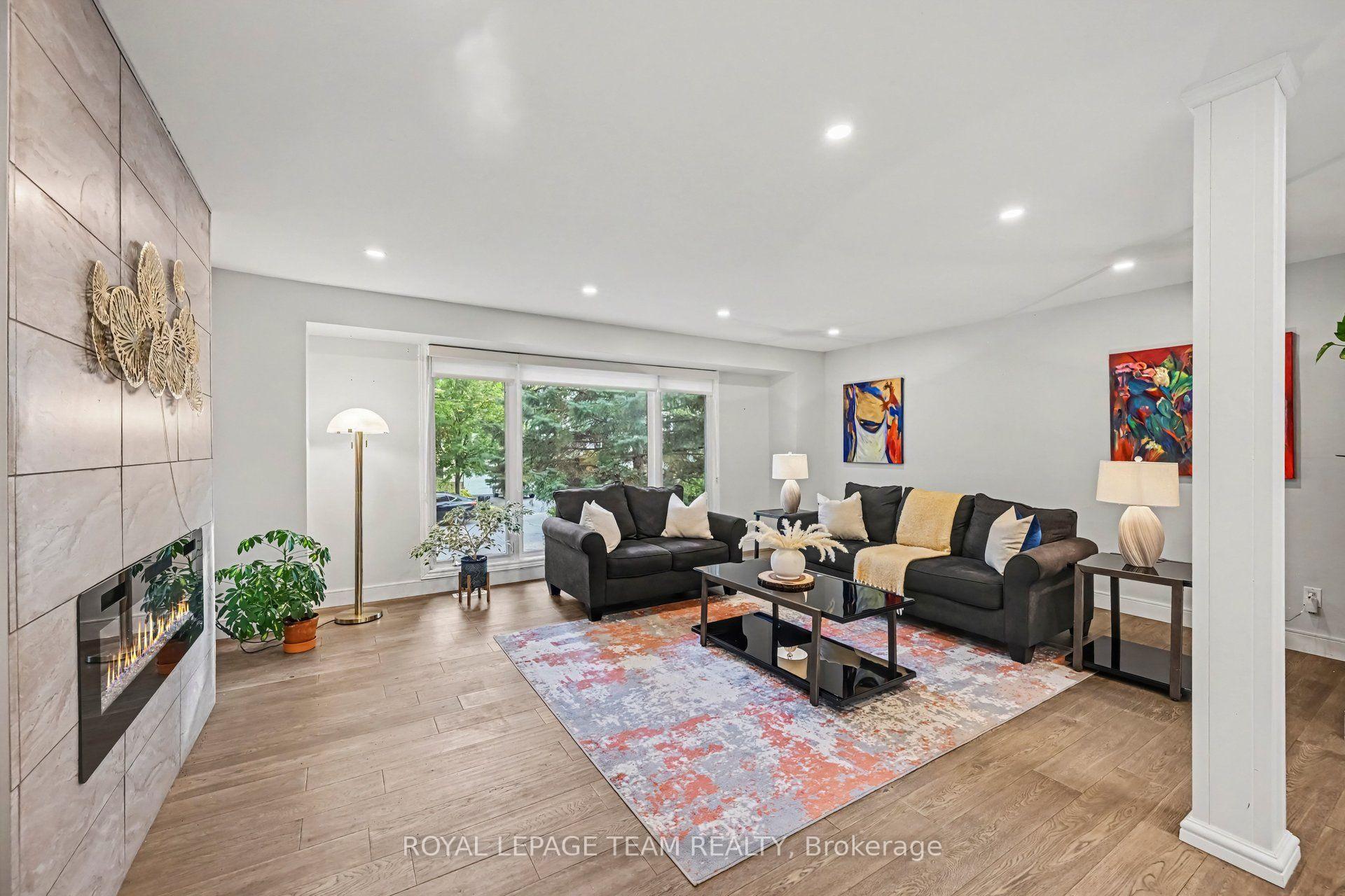 Photo 5 of 1926 Marquis Avenue, Ottawa, Beaconwood — HOMEH
