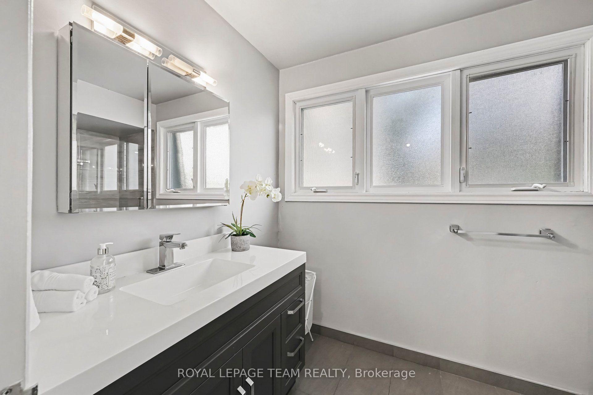 Photo 25 of 1926 Marquis Avenue, Ottawa, Beaconwood — HOMEH
